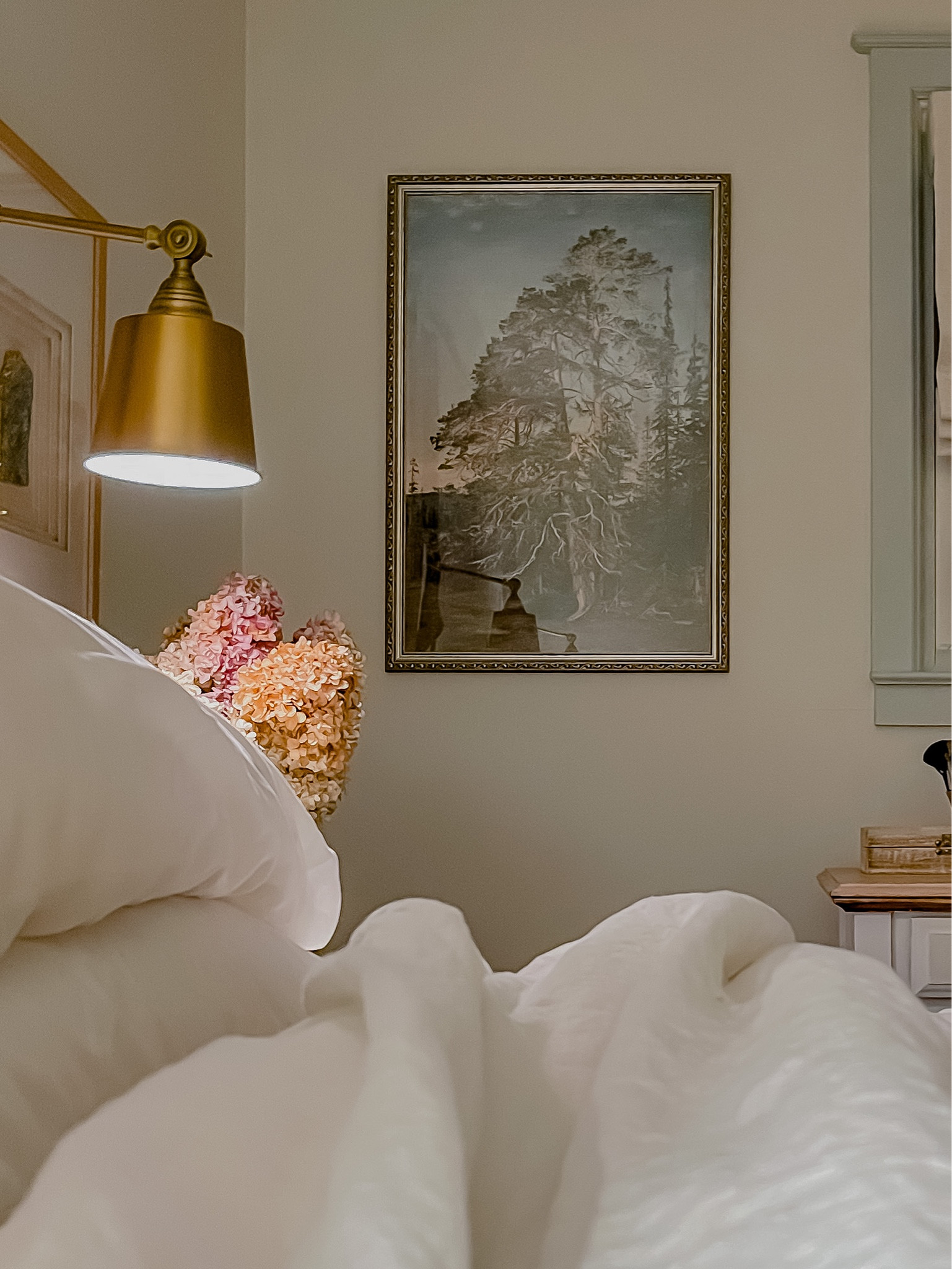 Beautiful artwork downloaded from Etsy is my ChrisLovesJulia dupe

#LTKhome #LTKunder50 #LTKSeasonal