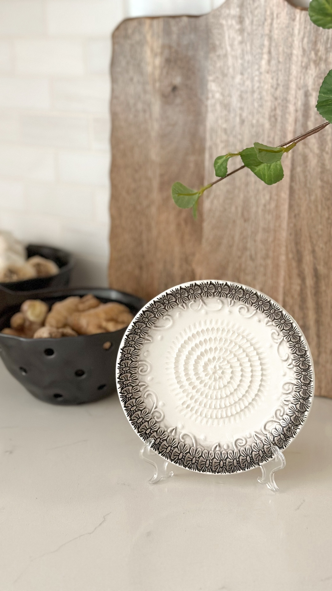 
Absolutely love this stone grater! Does an amazing job of grating garlic, ginger, cheese, chocolate and much more! So easy to use and clean! Gentle on your fingers than metal graters! Includes peeler, brush, and a stand! 

#LTKmomlife #LTKU #LTKHome