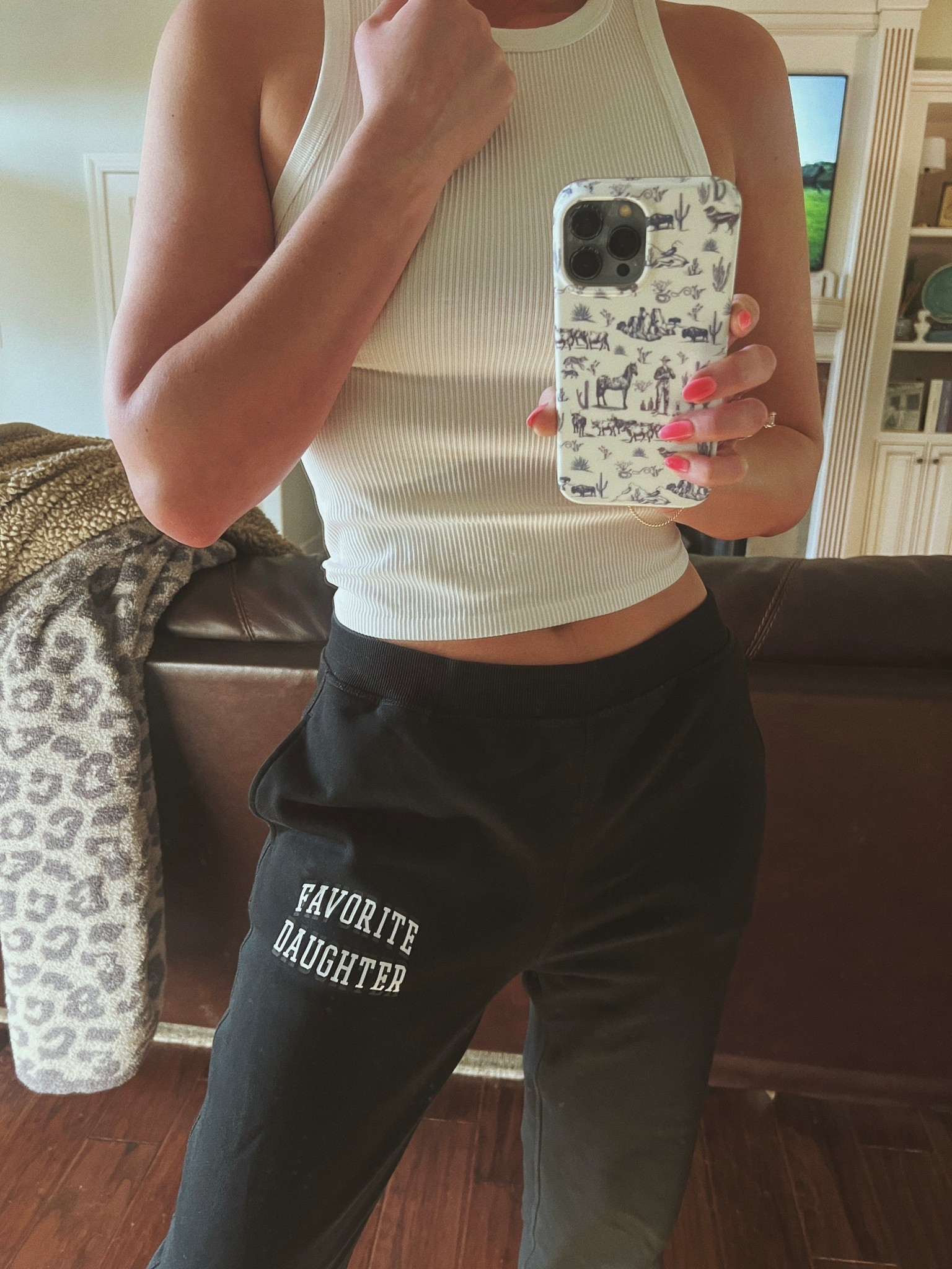 I live in these sweats. They are the perfect oversized fit and have pockets! 
I have these in multiple colors. 


#LTKSaleAlert #LTKActive #LTKStyleTip