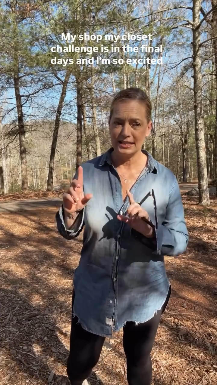 We are so close. Finishing strong with a gem from @frankandeileen . I love this like the day I purchased it, proving that quality and classic do not ever get old. 

#timelessstyle #qualityoverquantity #quietluxury #modernmidlifecool #elevatedeveryday