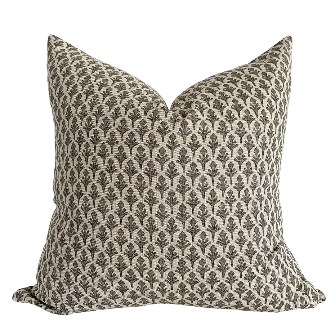 Leaf | Charcoal Pillow Cover | Hackner Home (US)