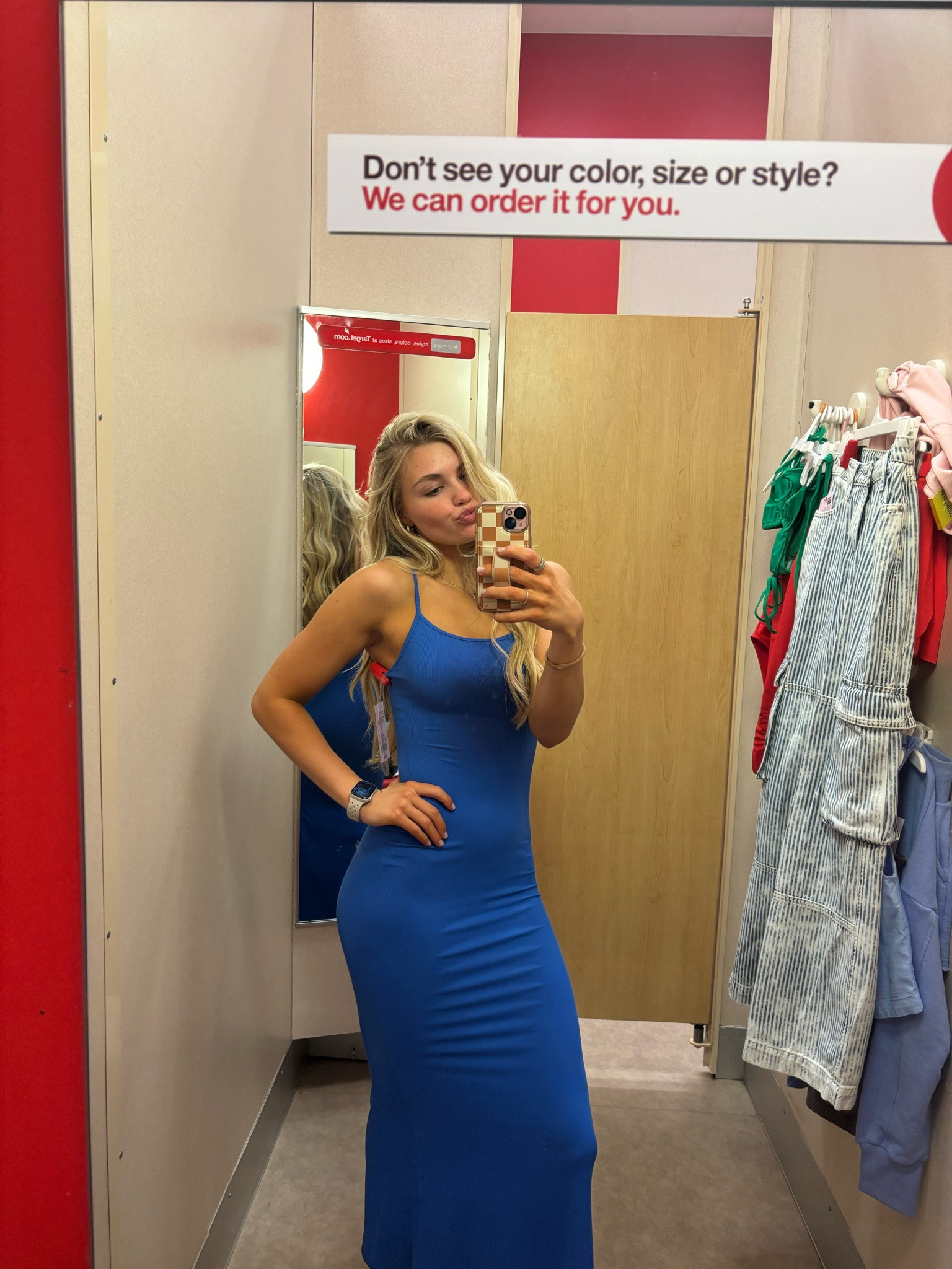 i can’t find the blue color online😩😭

#LTKFestival #LTKU #LTKhome