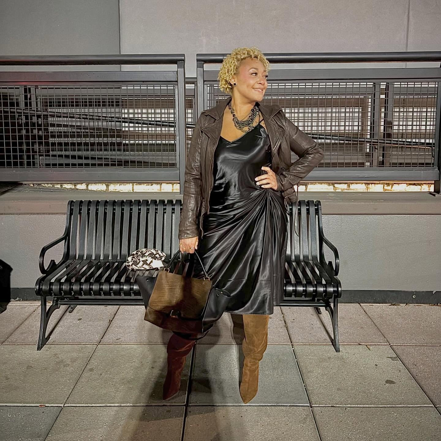 Style & Grace 👑

Deeds on @shop.ltk 

#fashionstyle
#style 
#winterfashion 
#ootd 
#ootdfashion