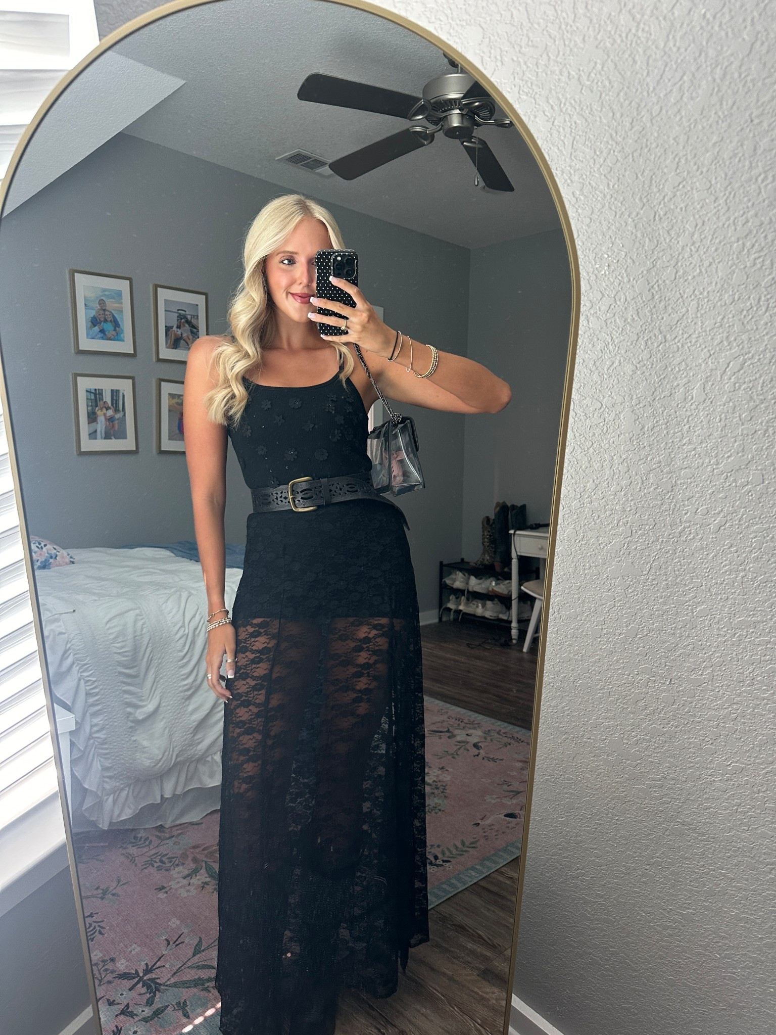 All black game day outfit! 🖤🏈

#LTKU #LTKFindsUnder100 #LTKSeasonal