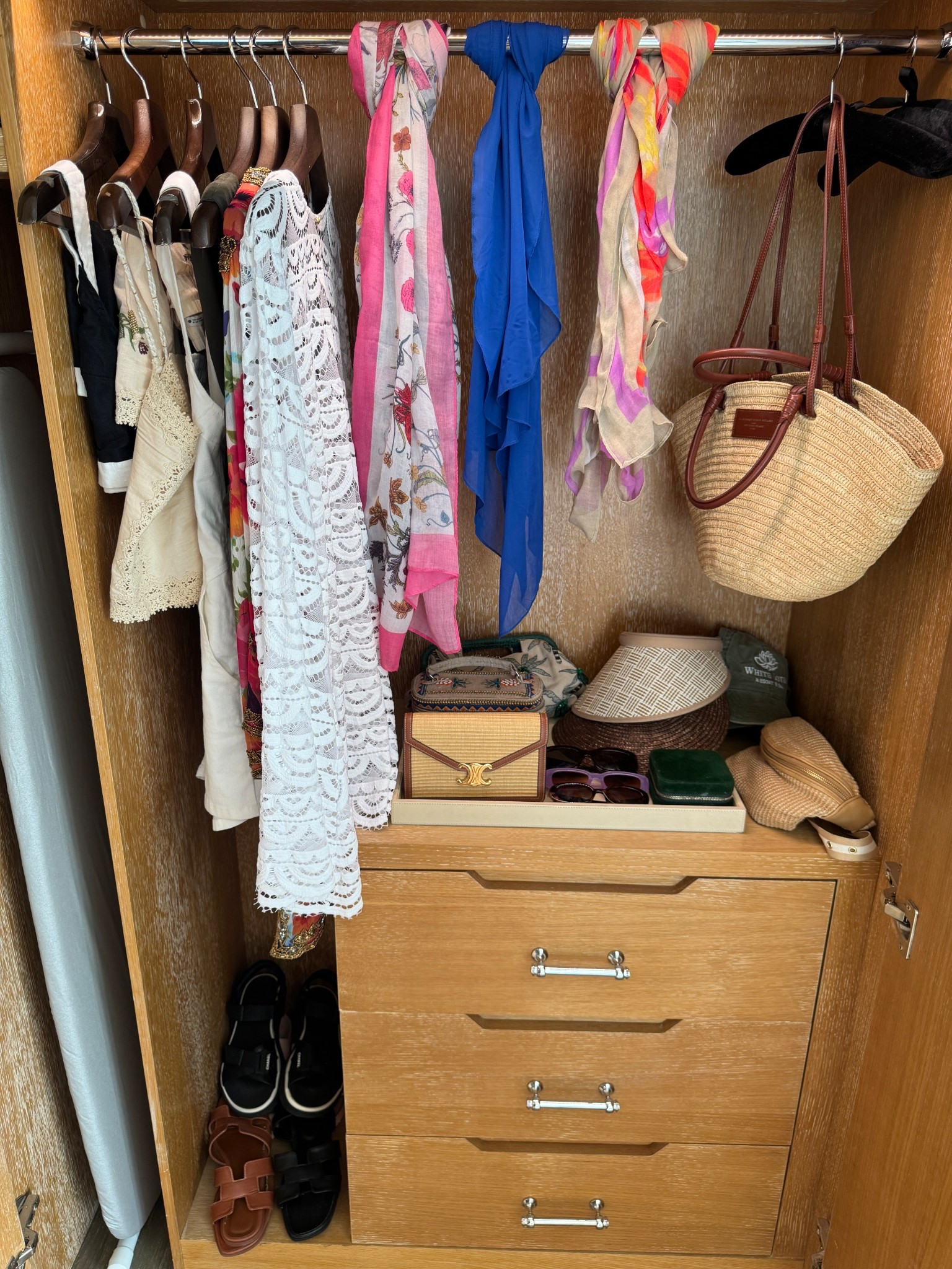 bahamas collection 💅 

reformation, zara, 12th tribe, cupshe, sezane, revolve, amazon, celine, l*space, etsy, chanel, many a beachfront boutique!!


#LTKFindsUnder100 #LTKSummerEdit #LTKTravel