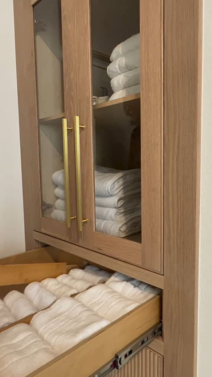 If you ever decide to replace your linen closet with a linen cabinet, please do not forget the drawers!

I’m obsessed with my new linen cabinet, specifically the deep drawers that I designed for my towels and bedding!

There’s endless possibilities for organizing these drawers, and I know I will switch it up as I use this space more!

Would you replace your linen closet for a cabinet?  If so, would you opt for glass and drawers in the design?
.
#linencloset #linenclosetorganization #customcabinetrydesign #linencabinet #bathroomorganization #modernorganic #customcabinetry #bathroomstorage #amazonfinds #detailsmatter