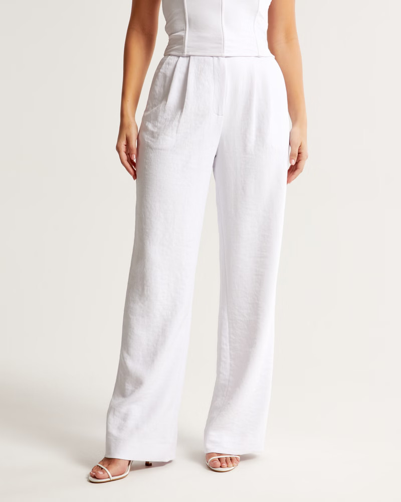 Women's Curve Love A&F Sloane Tailored Premium Crepe Pant | Women's Bottoms | Abercrombie.com | Abercrombie & Fitch (US)
