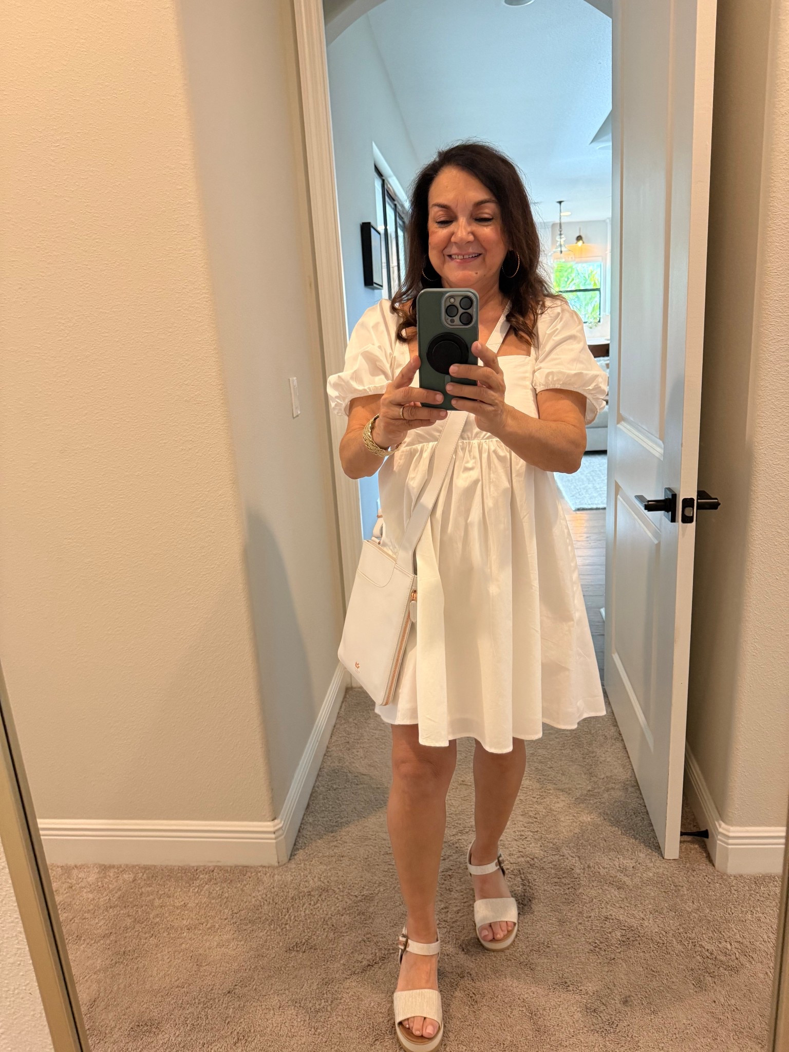 This dress is insanely lightweight — in the best way. And the sleeves are my favorite part, they give it shape while still keeping it super easy and comfortable.

#LTKootd #LTKPetite #LTKOver40