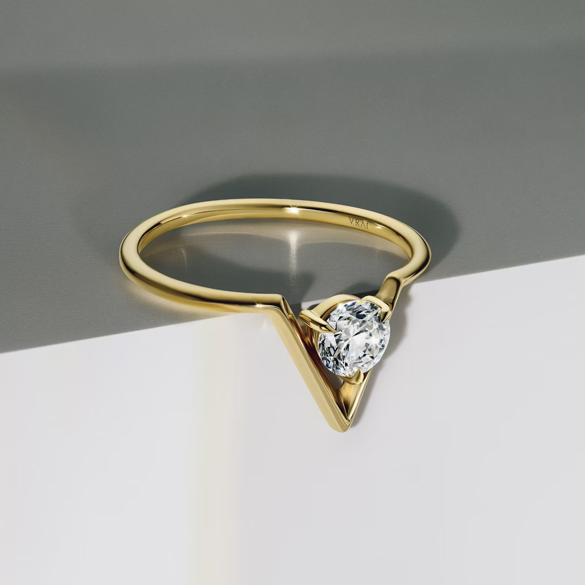 VRAI V Solitaire Ring in Yellow Gold | 0.50ct Carat VRAI Created Diamond | Vrai and Oro