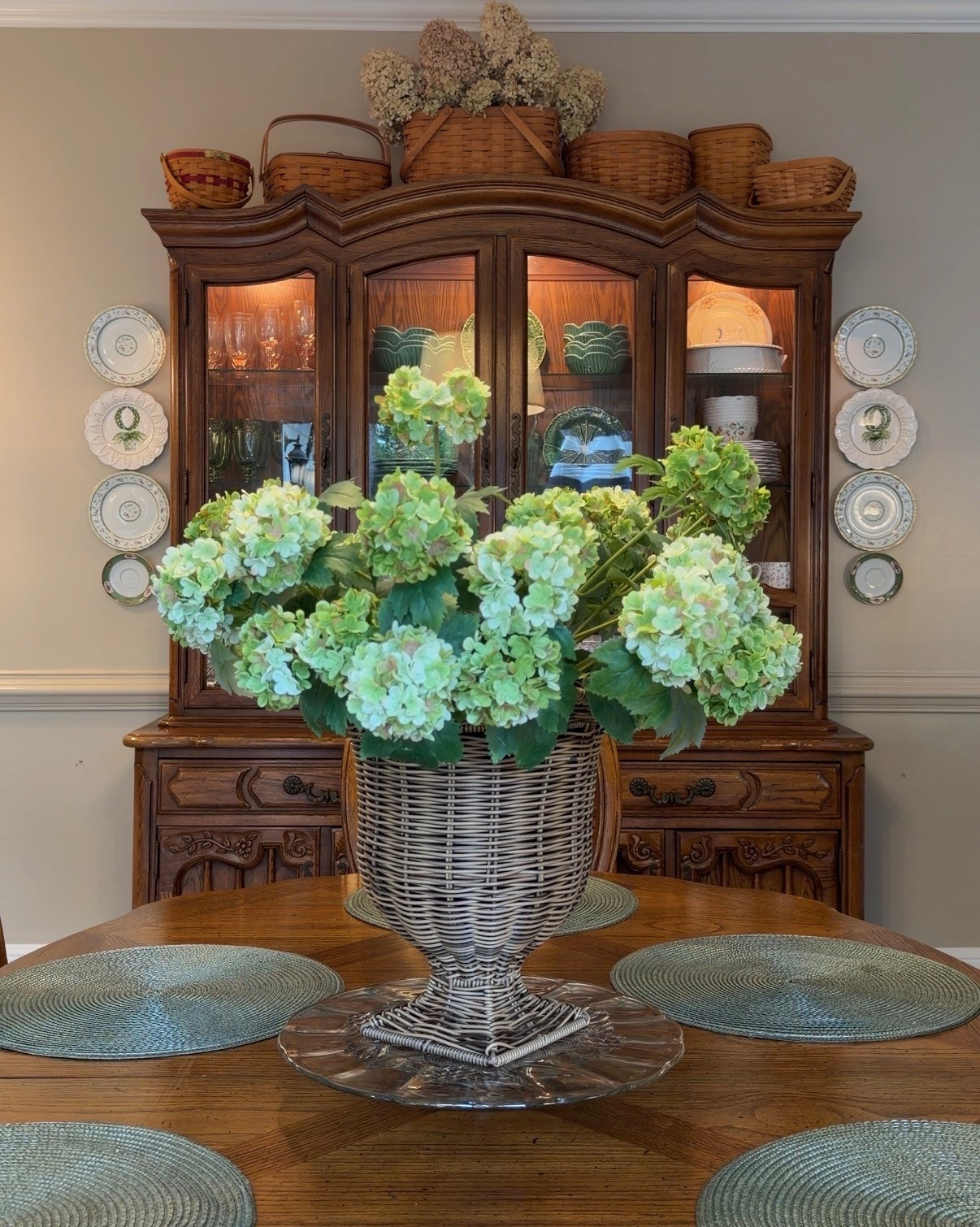 If you’ve been wanting to add more warmth and texture to your home, vintage-inspired baskets are one of my favorite ways to do it 🤍

I’ve collected Longaberger baskets over time and truly think they make a space feel so layered and timeless. I especially love styling them above hutches, cabinets, and built-ins for that collected-over-time look.

And this faux hydrangea centerpiece has become one of my favorite easy styling pieces for the dining table. It adds softness, texture, and color without having to constantly replace fresh flowers 🌿

#LTKHome