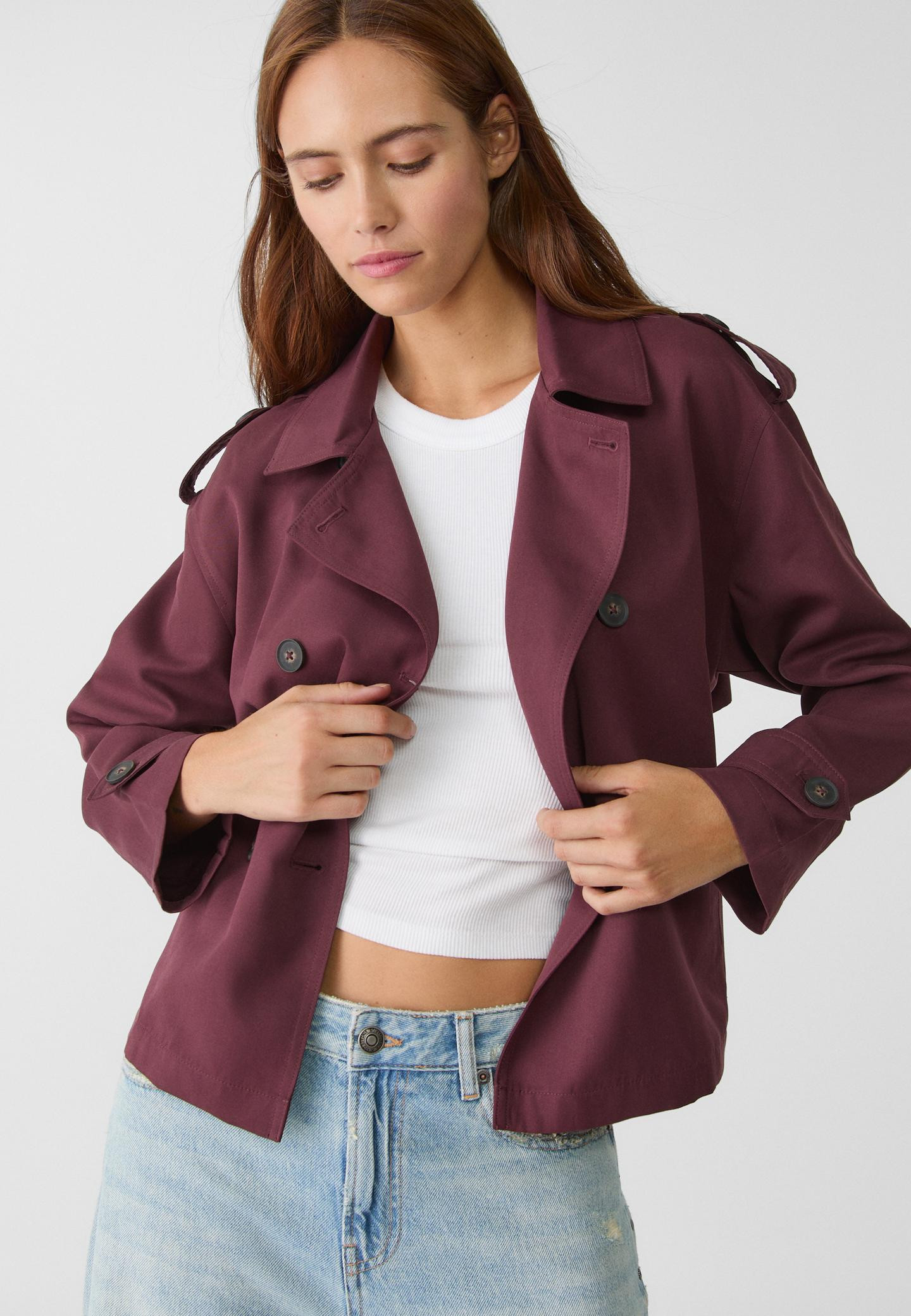 Short trench coat with belt | Stradivarius (UK)