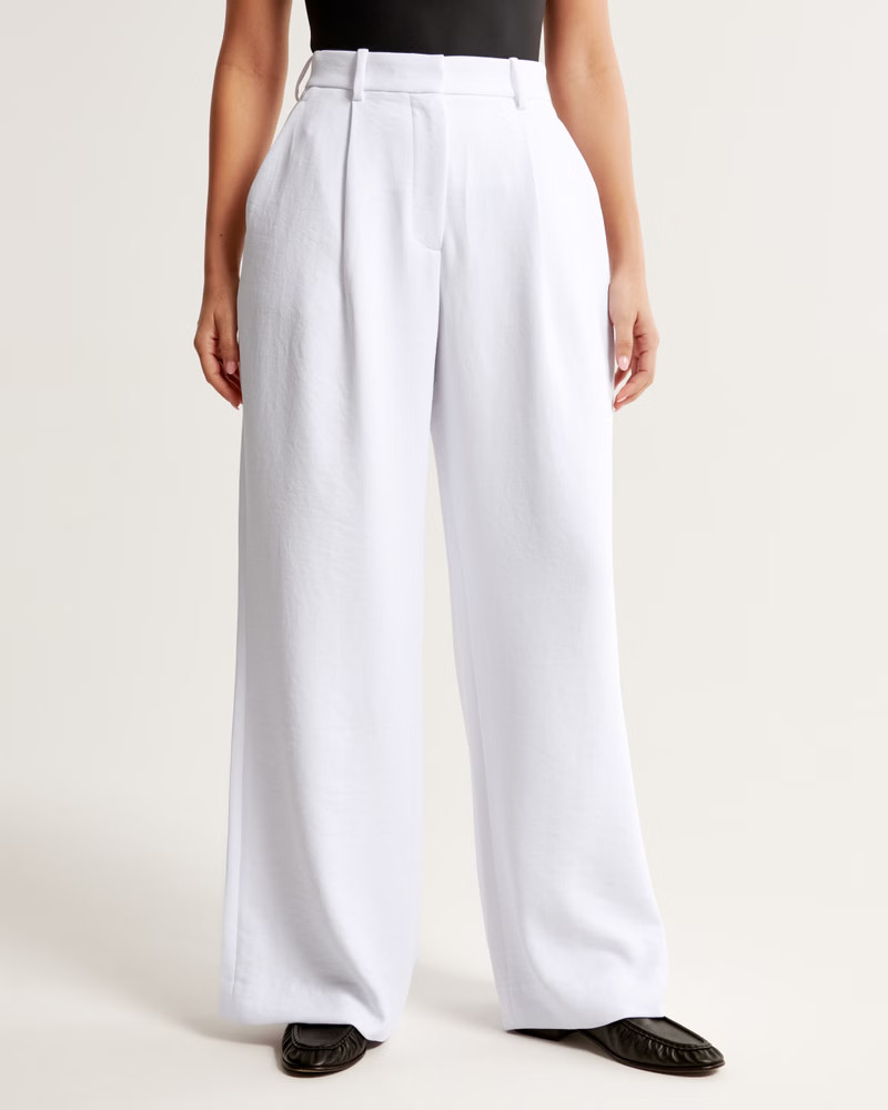 Women's Curve Love A&F Harper Tailored Premium Crepe Pant | Women's Bottoms | Abercrombie.com | Abercrombie & Fitch (US)