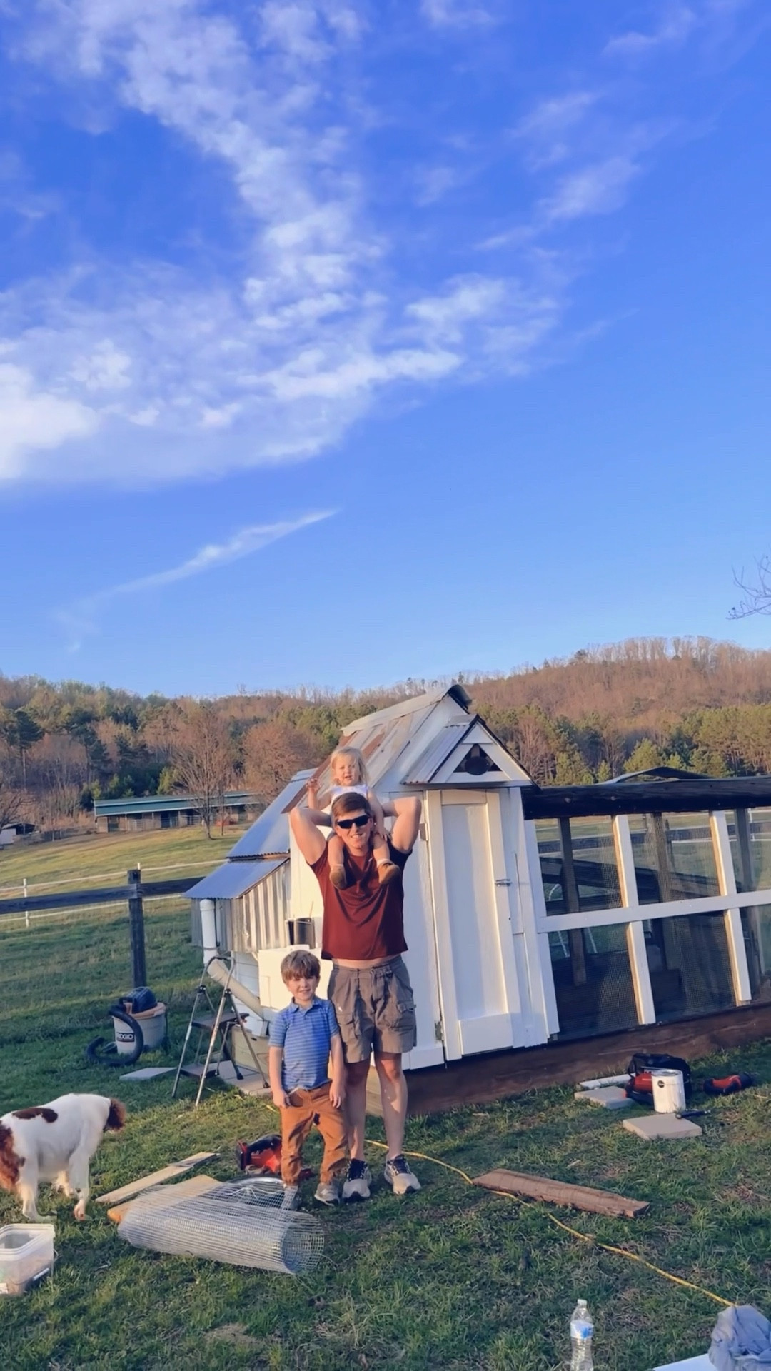 It is perfect and everything I dreamed of and more!!! 🤍 And he even had Judson help him with some touch-up paint, too!! What a precious memory of the coop my man hand-built for us!!! 🛠️🤠