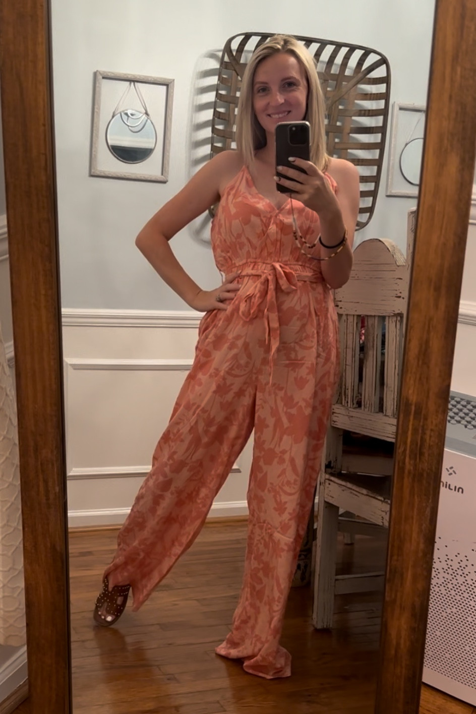 Size small
5’1
105 lbs