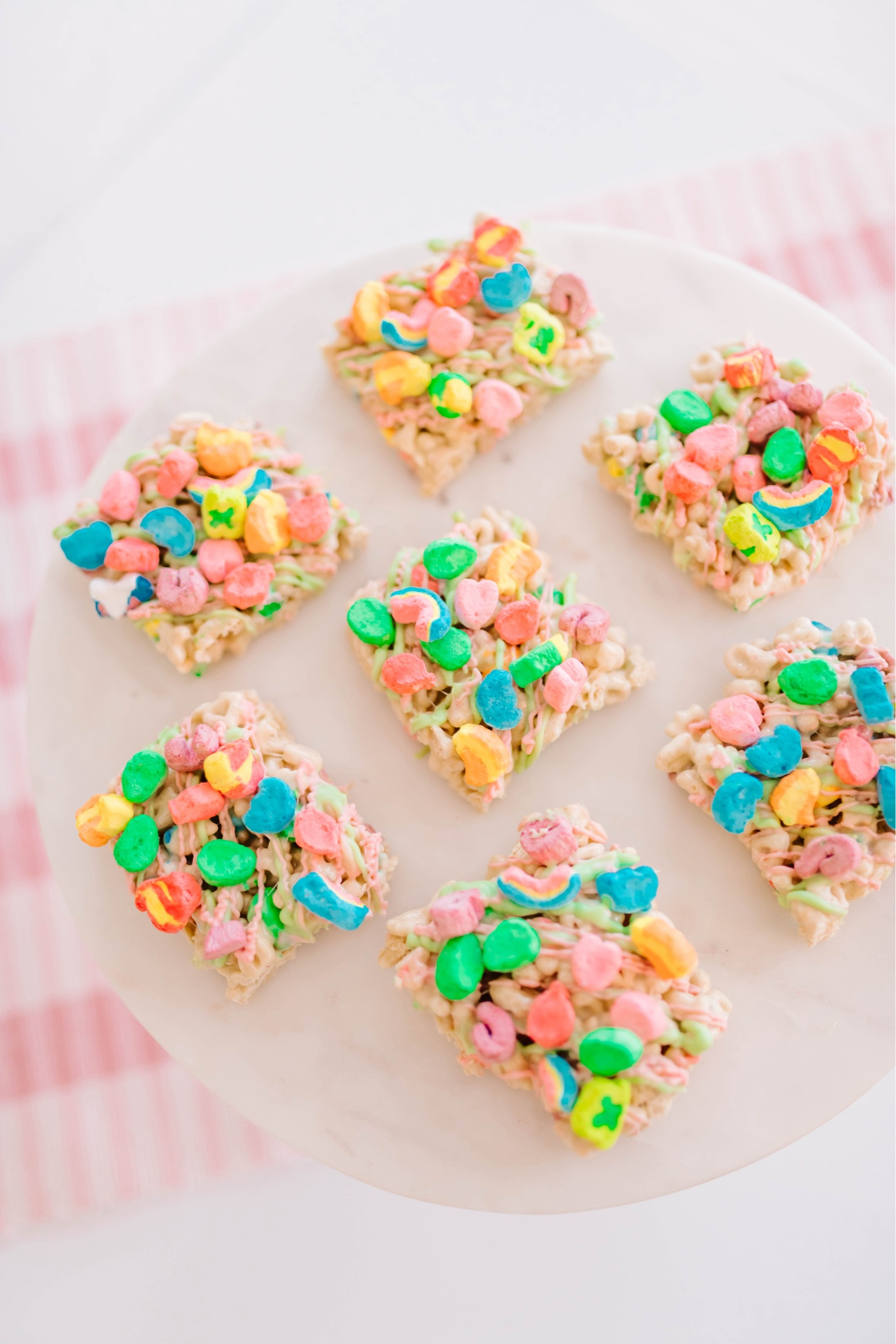 lucky charm cereal treats ✨🍀🥛

#LTKSpringSale #LTKU #LTKsalealert