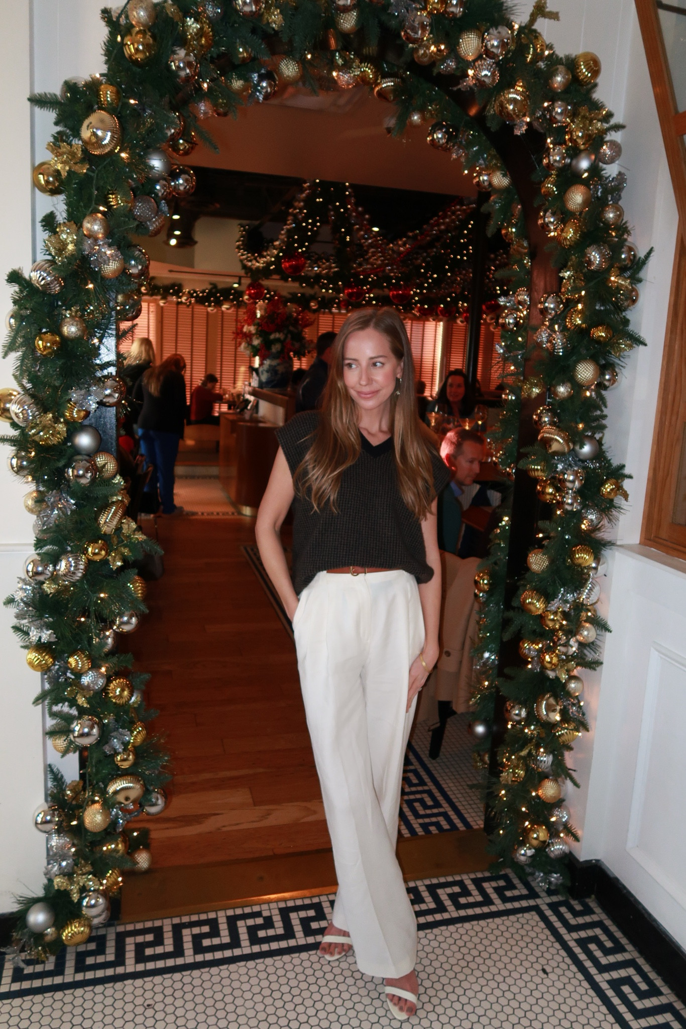 this vest feels heavenly. worth every penny. 


wearing medium vest
xs pants
xs belt 


#LTKworkwear #LTKsalealert