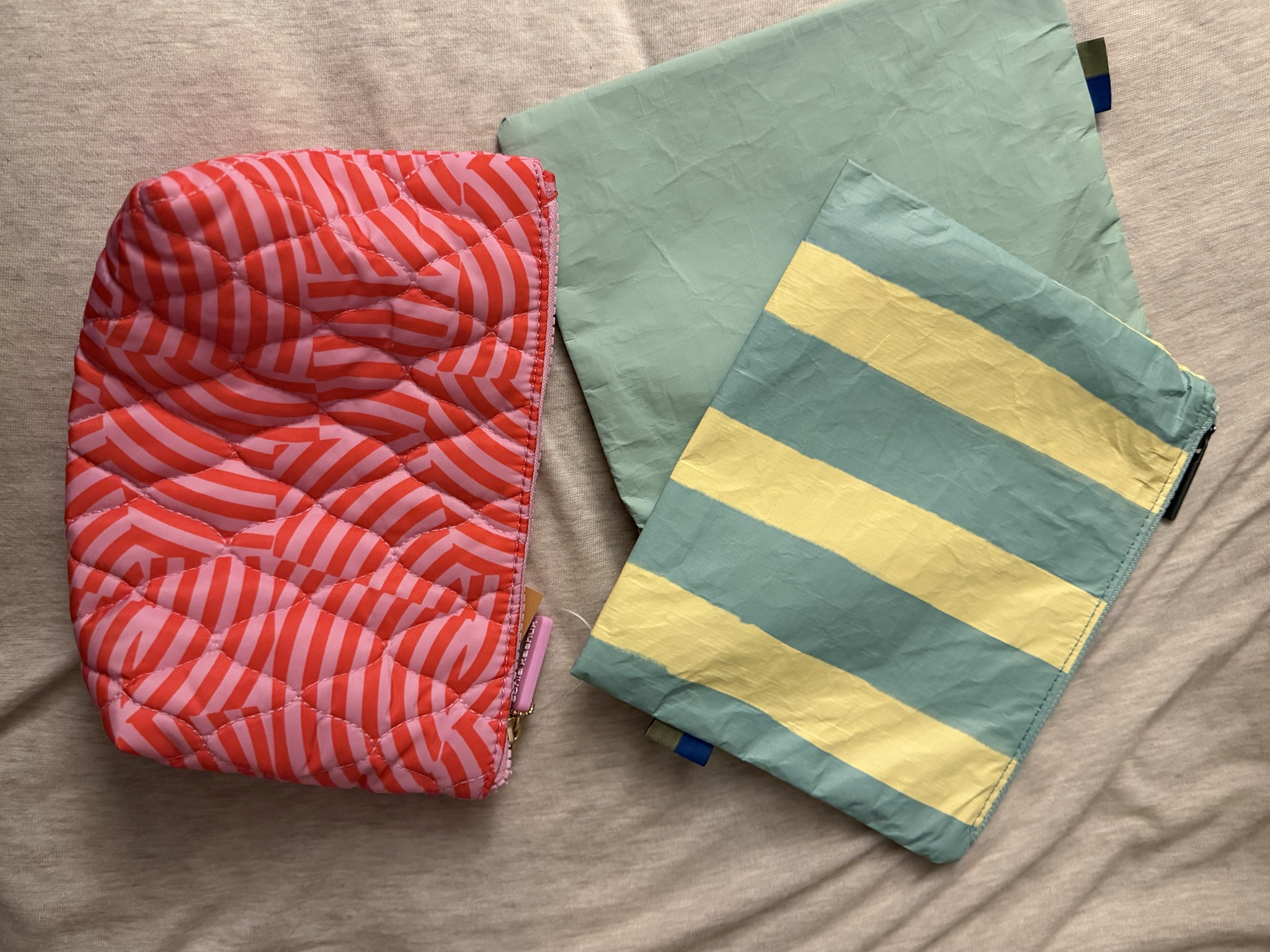 the cutest pouches for all the things!

A mom must!

Blue are on sale for $7 and are waterproof!

Pink is the cutest makeup bag!



#LTKBeauty #LTKselfcare #LTKmomlife