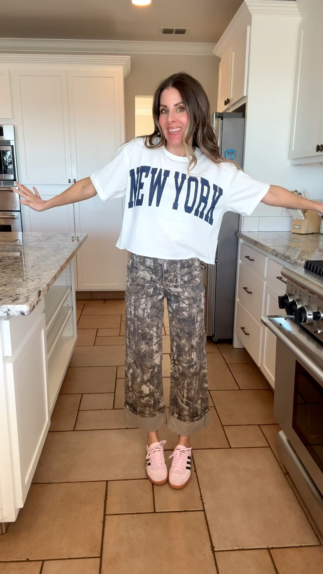 These $10 cropped boxy teas from Walmart are so versatile and perfect for transitioning from winter to spring. I’m in a size small in both. Love the thin vintage material, NEED for all the details to shop.
.
.
.
Walmart style Walmart fashion Walmart outfits Walmart try on
.
.
.

#walmartfinds #affordablefashion #millennialmom #casualstyle #momstyle