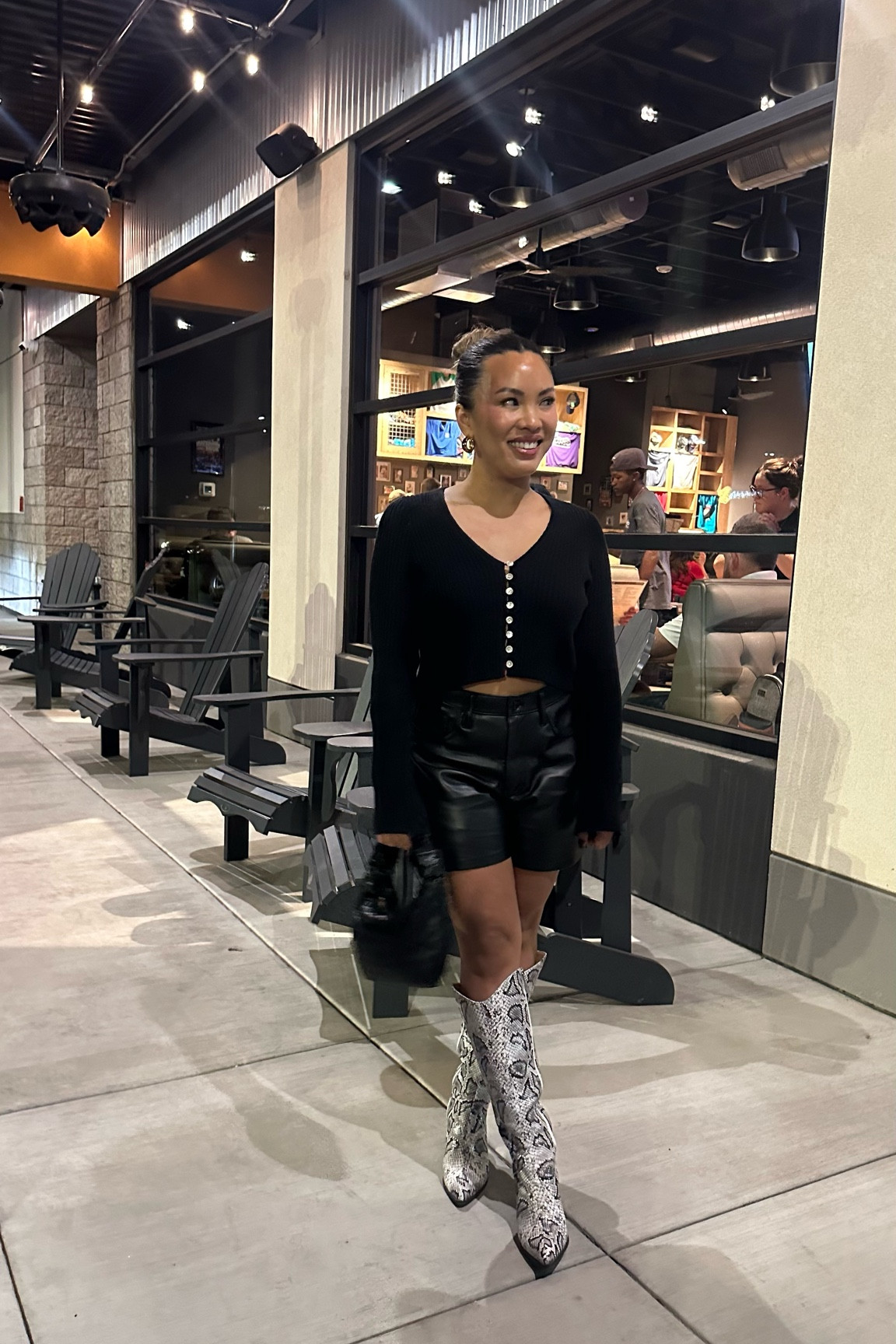 Off to a dinner date!

Fall transitional leather shorts outfit 