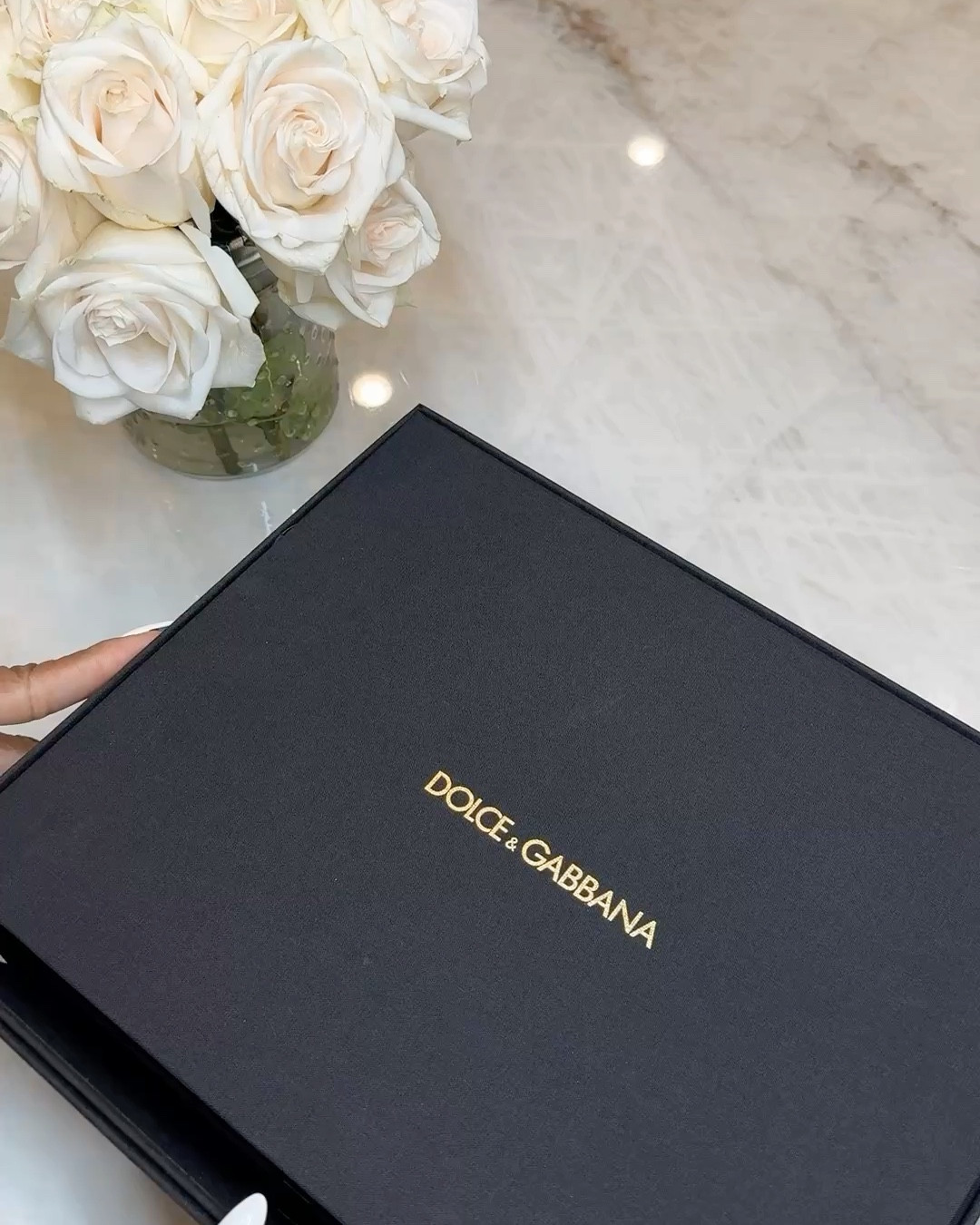 For this look, I used Dolce&Gabbana Beauty Blueberry Nutri-Tint in 30N as my base, added Cheeks & Eyes Match in Playful Rosewood for both blush and eyeshadow, and finished with Face & Eyes Match in Deep for an extra pop of color on the cheeks. 

@Nordstrom @dolcegabbanabeauty #dolcegabbanabeauty
#NordstromBeauty, #NordstromPartner