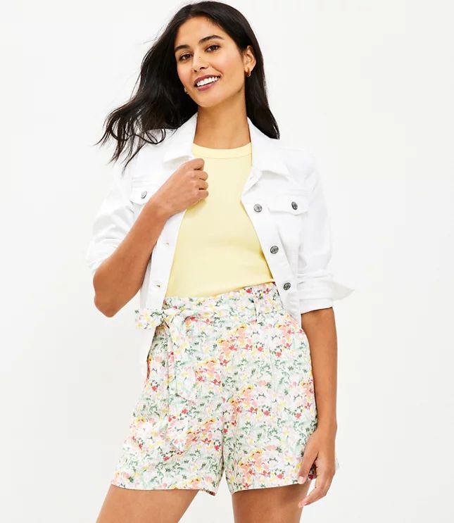 Paperbag Shorts in Buttercup Floral Linen Blend | LOFT