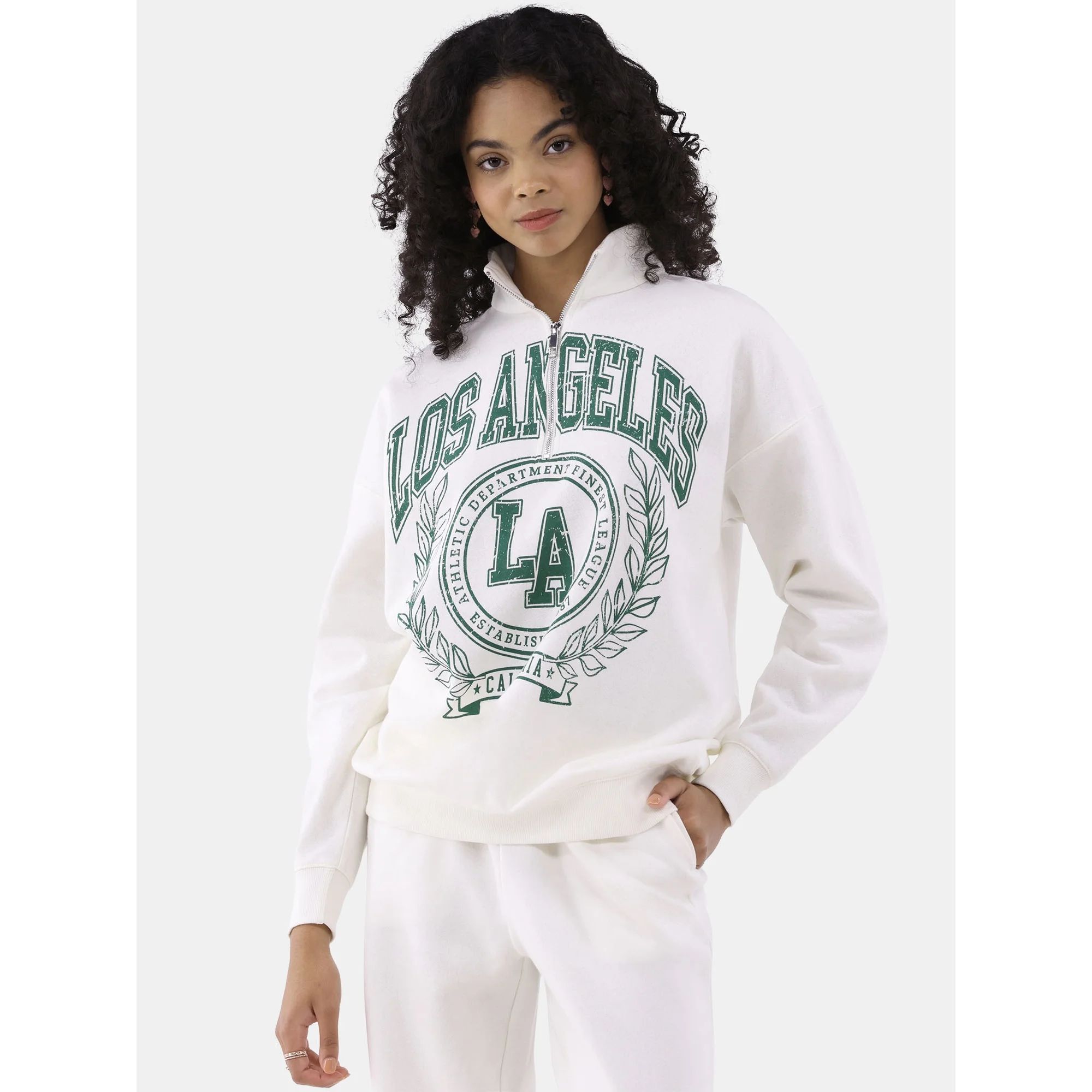 No Boundaries Quarter Zip Graphic Sweatshirt, Women’s and Women’s Plus | Walmart (US)