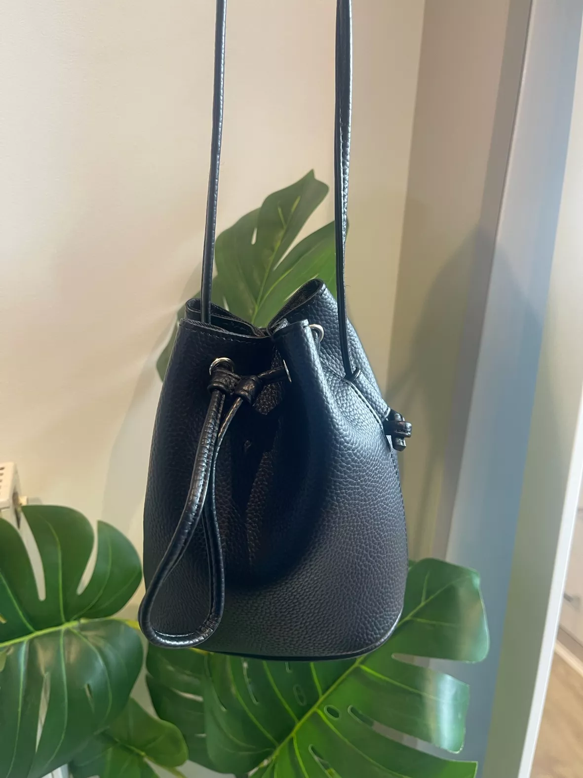 SHEIN BIZwear Mini Quilted Bucket Bag