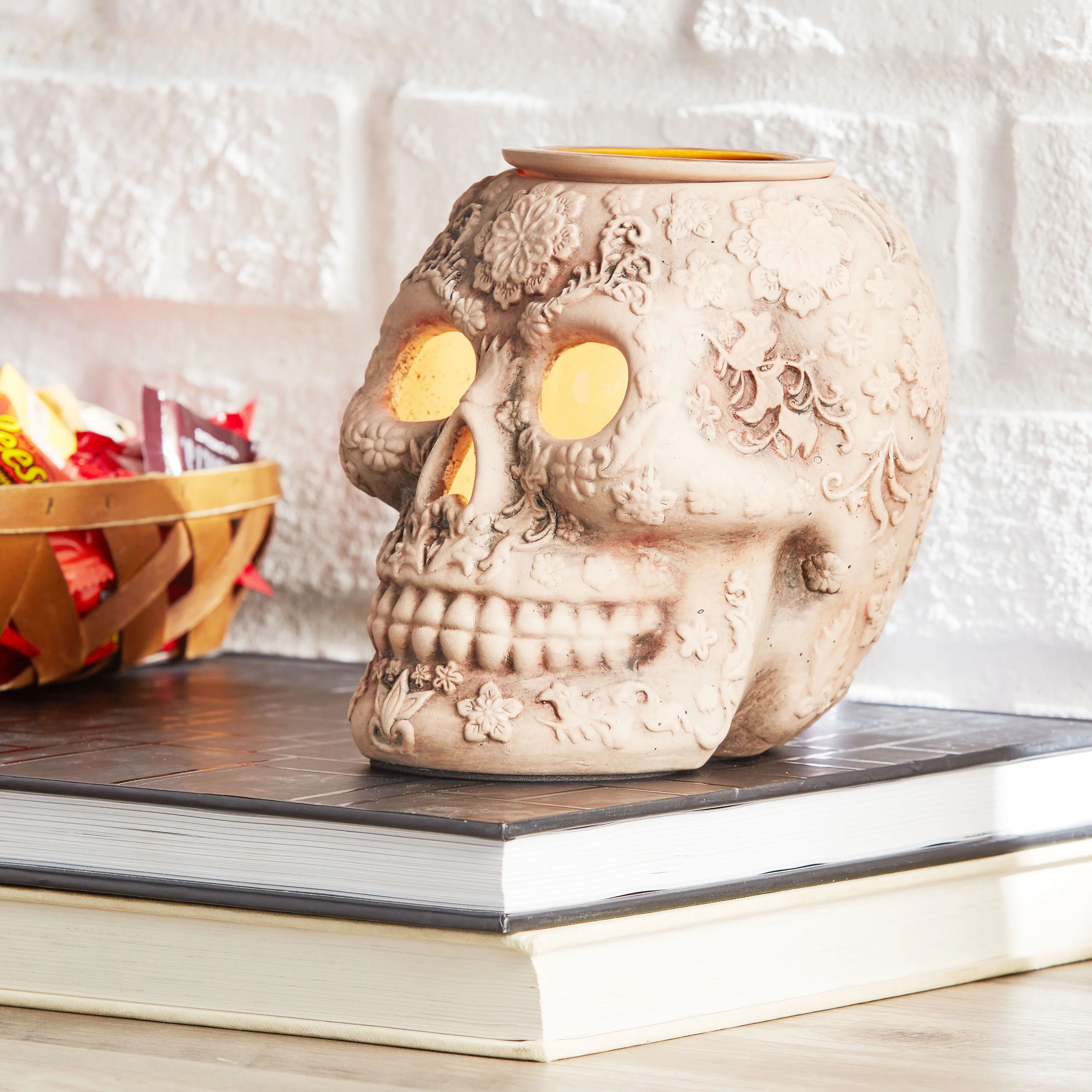 Way to Celebrate Halloween Ceramic Skull Wax Warmer with Light-up Eyes, 5.75 Inches | Walmart (US)