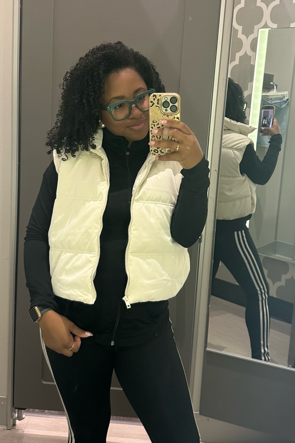 Fall Outfit - this white puffer vest is perfect for a comfy cute day! Wearing a Medium.

#LTKGiftGuide