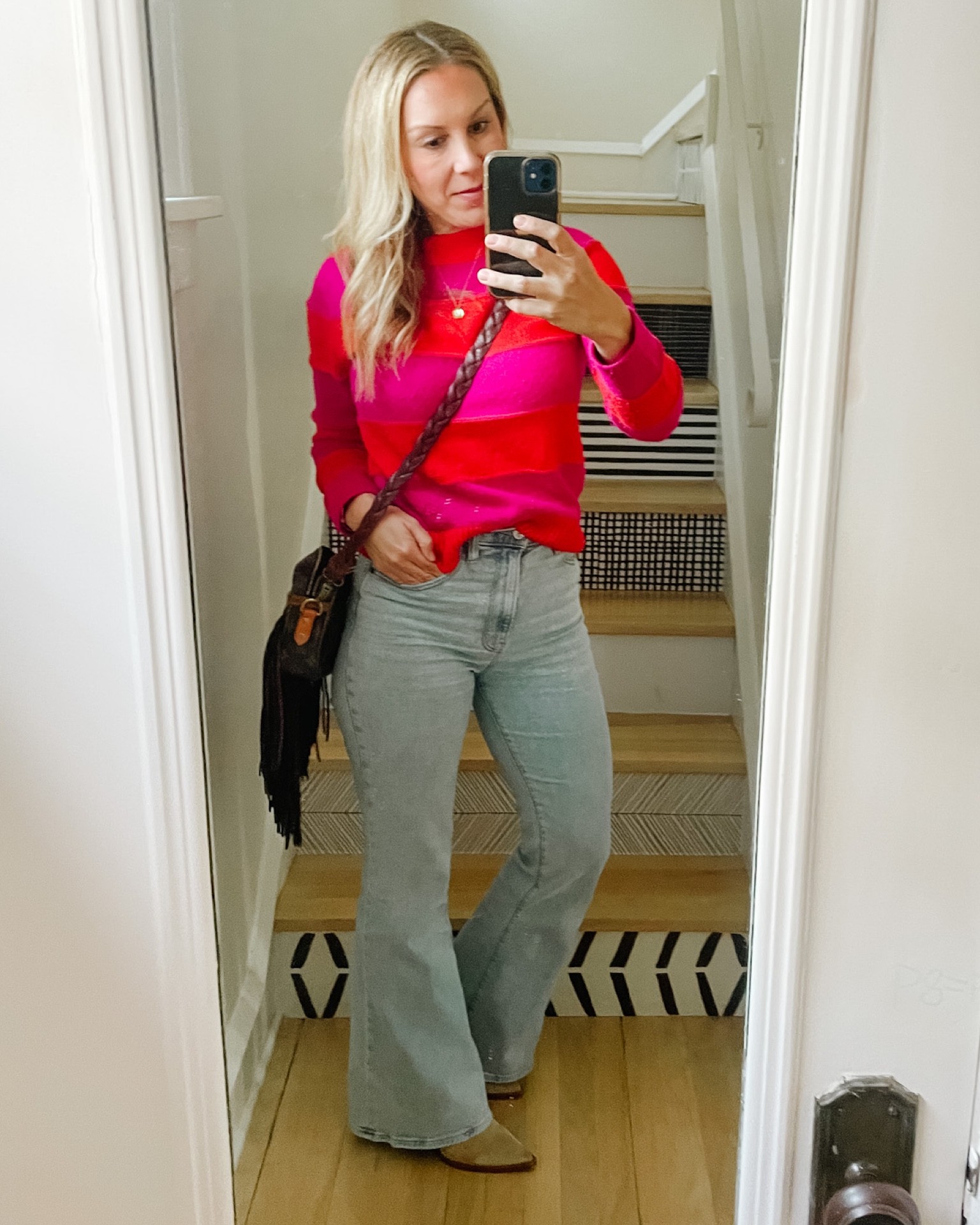 It’s sweater weather! So many compliments on this sold out pink and orange colorblock sweater but I’ve linked other options! Also linked my fringe Louis Vuitton and madewell flare jeans! 

#LTKitbag #LTKSeasonal #LTKstyletip
