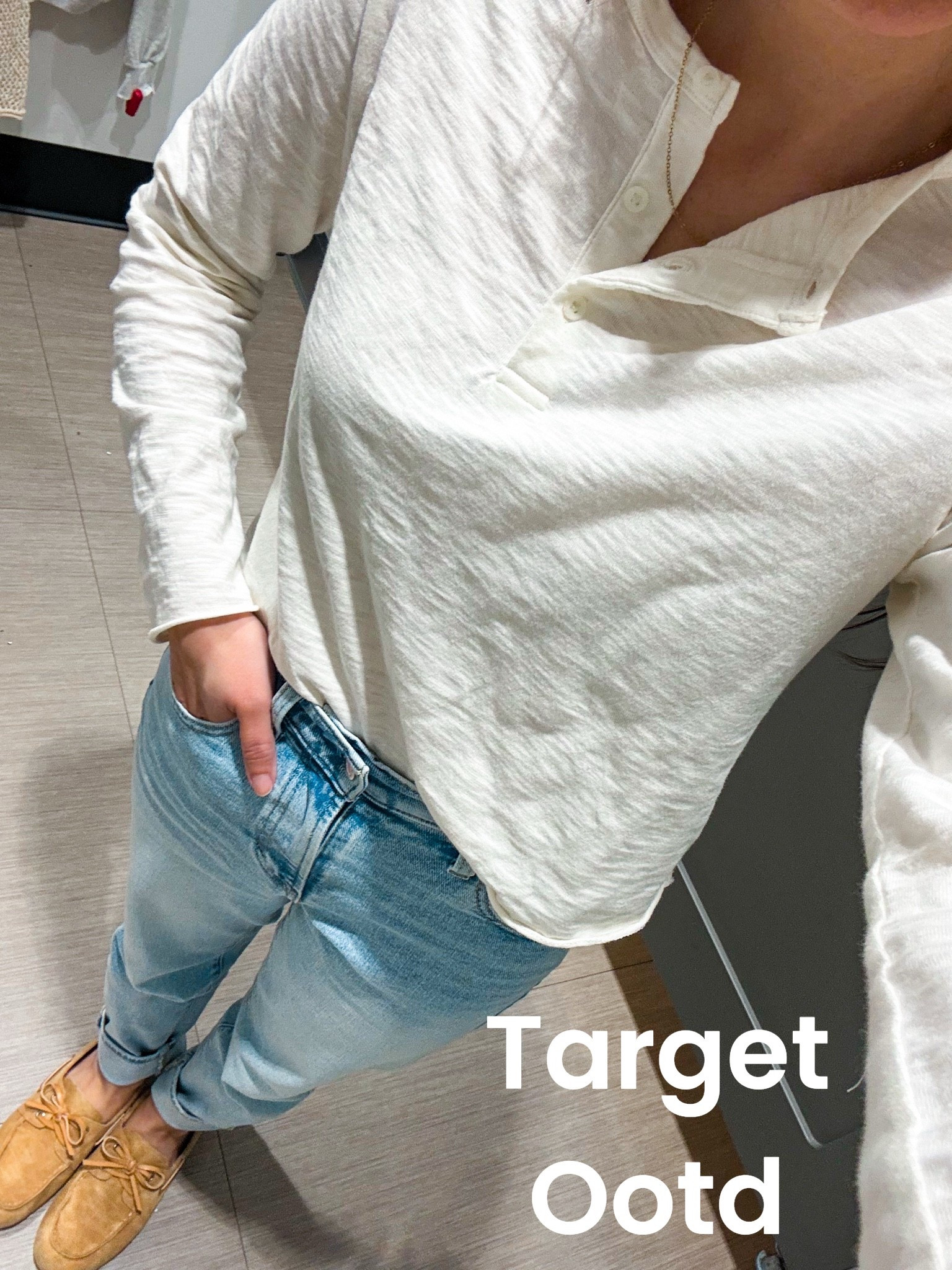 Target ootd! Top small
Denim tts 
Shoes tts 
@Target

#LTKvlog