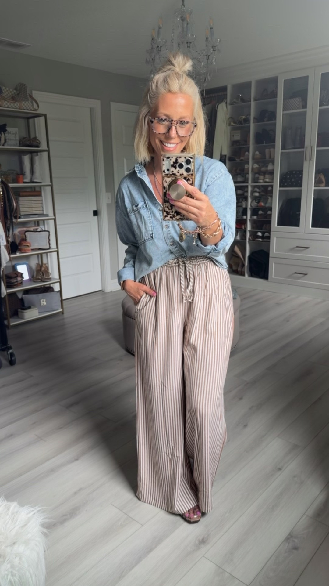 Top medium
Pants medium but need small

#LTKSaleAlert #LTKWorkwear #LTKOver40