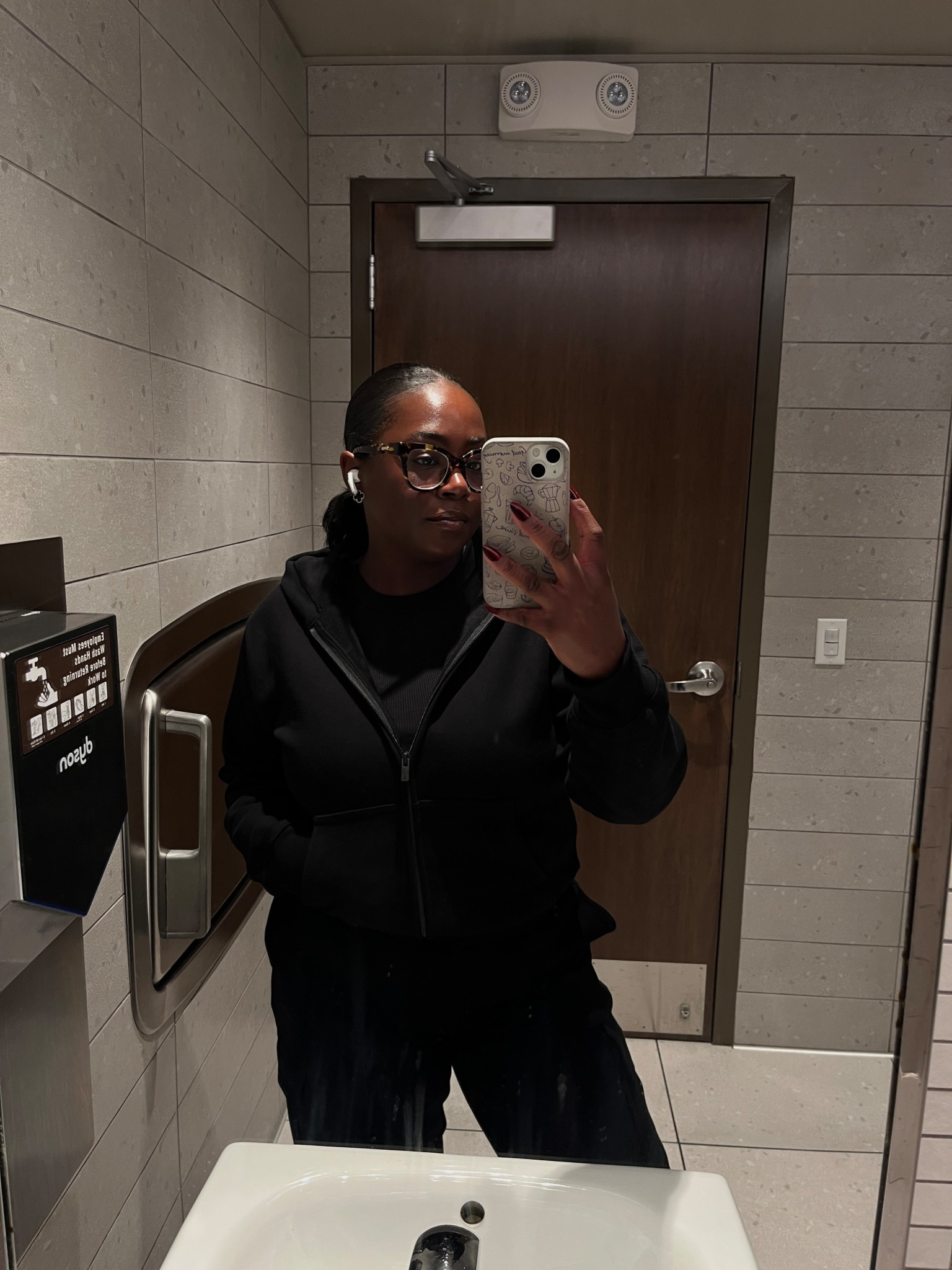 Living in my Aritzia Cozy Fleece sweat set — the mega cargo pants + perfect zip hoodie are the definition of comfy meets elevated.

Aritzia sweat set, Cozy Fleece cargo pants, Aritzia Perfect Zip Hoodie, Aritzia loungewear, Aritzia outfit, comfy chic style

#Aritzia #CozyFleece #LTKStyle #LTKFinds #LTKSaleAlert #OOTDInspo #ComfyChic #MinimalWardrobe


#LTKStyleTip #LTKSeasonal