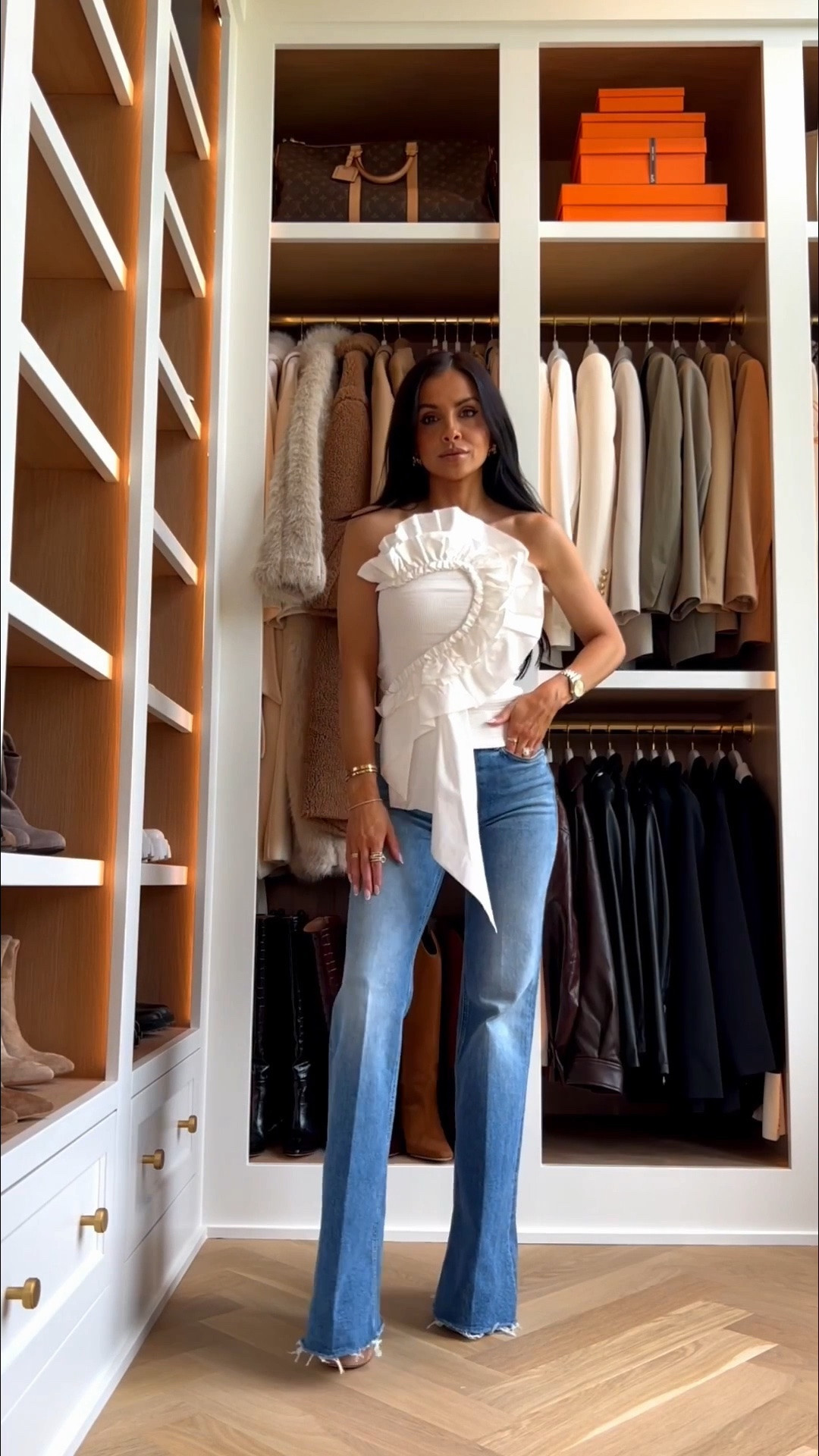 The most flattering jeans for a summer date night
Mother denim wearing a size 23
Far Rio white top wearing a size XS
Gucci Giglio bag size small
 
Weekly best seller on #miamiamine

#LTKSeasonal #LTKootd #LTKOver40