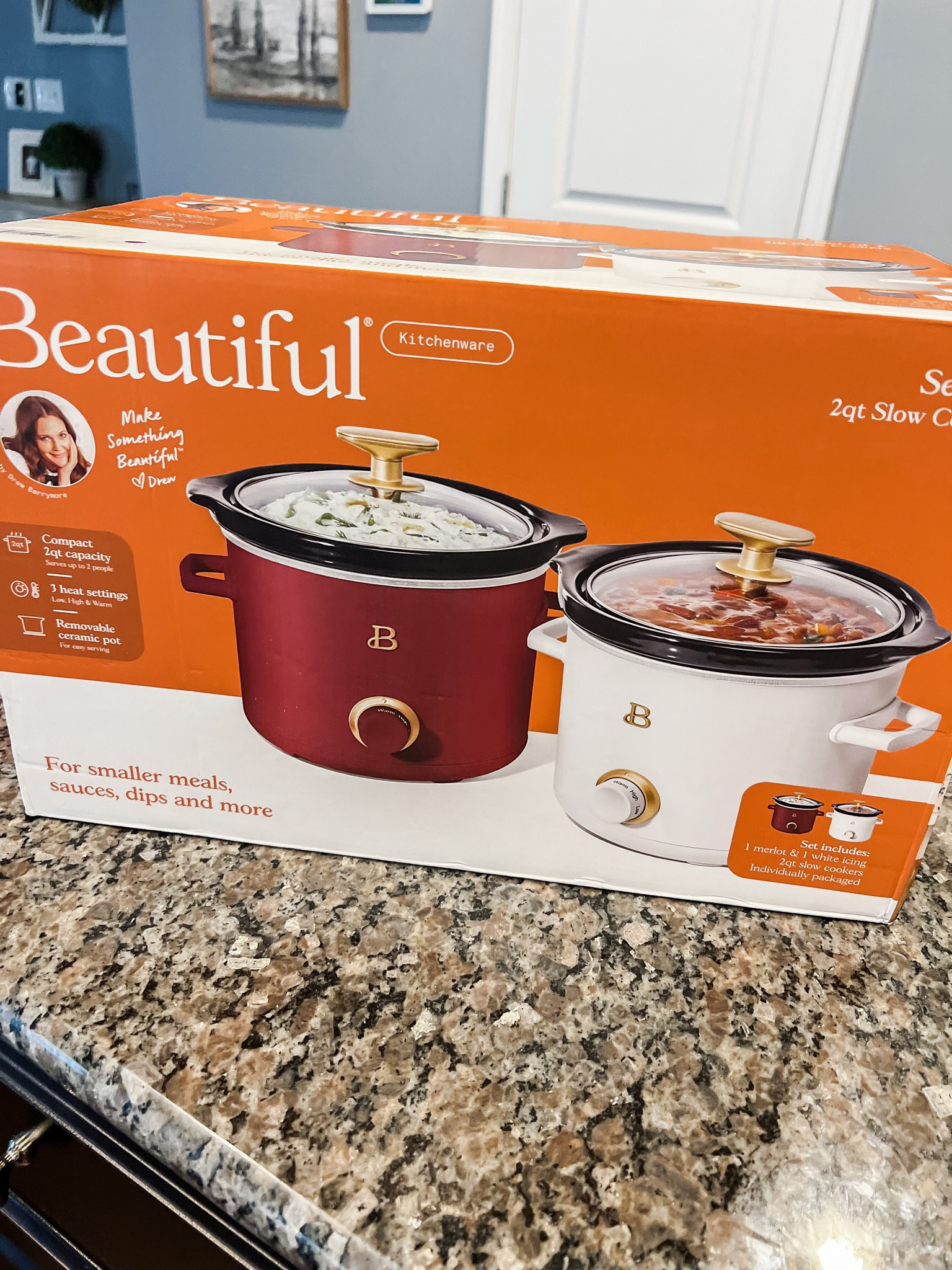 Beautiful 2 qt Slow Cooker Set, 2-Pack, White Icing and Merlot by