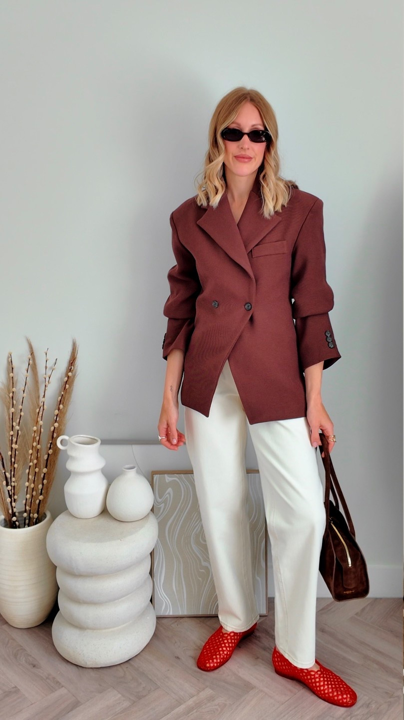 Barrel leg jeans - brown blazer - jelly sandals - red jelly sandals - linen shirt - suede bag - summer outfit - white jeans uk 

#LTKsummer #LTKshoes #LTKuk