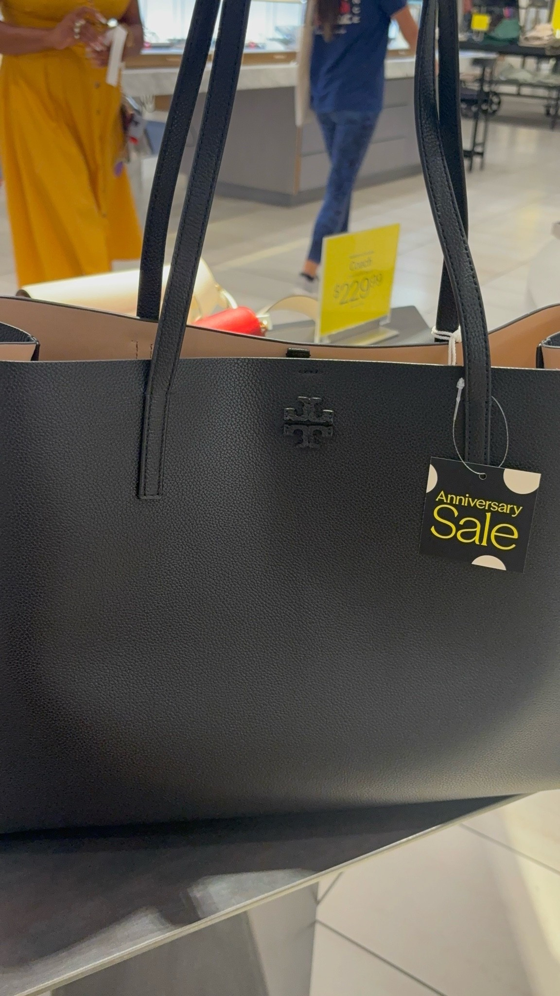 This tote by Tory burch is perfect for work and on sale during the Nordstrom Anniversary sale!

#LTKSaleAlert #LTKWorkwear