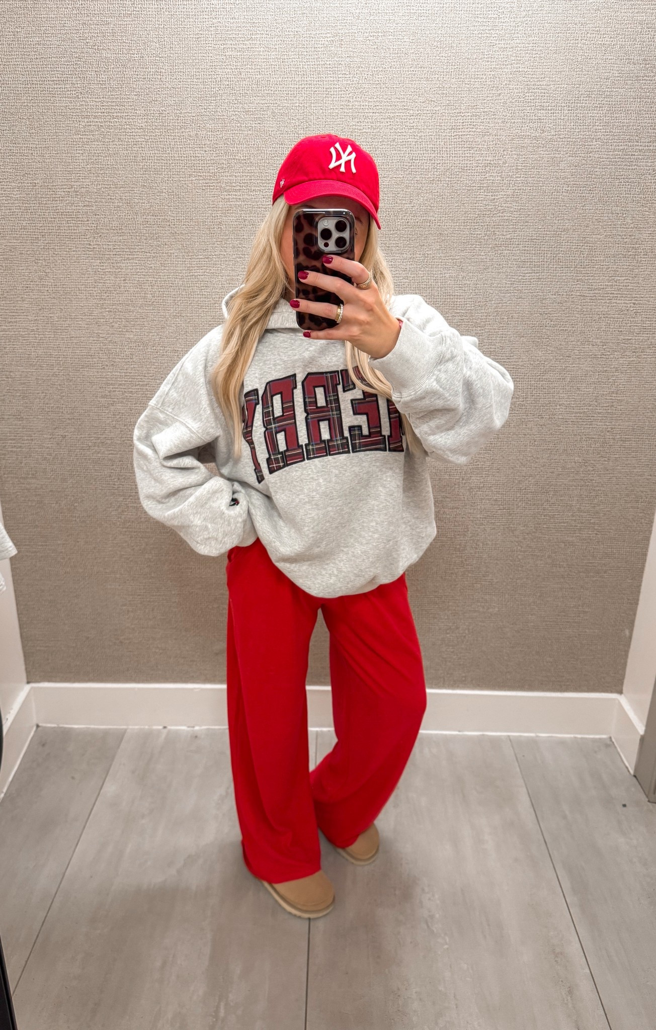 Holiday outfit
Merry hoodie xl
Softest wide leg pants small
Ugg clogs tts
Abercrombie outfit 

#LTKHoliday #LTKGiftGuide #LTKSeasonal