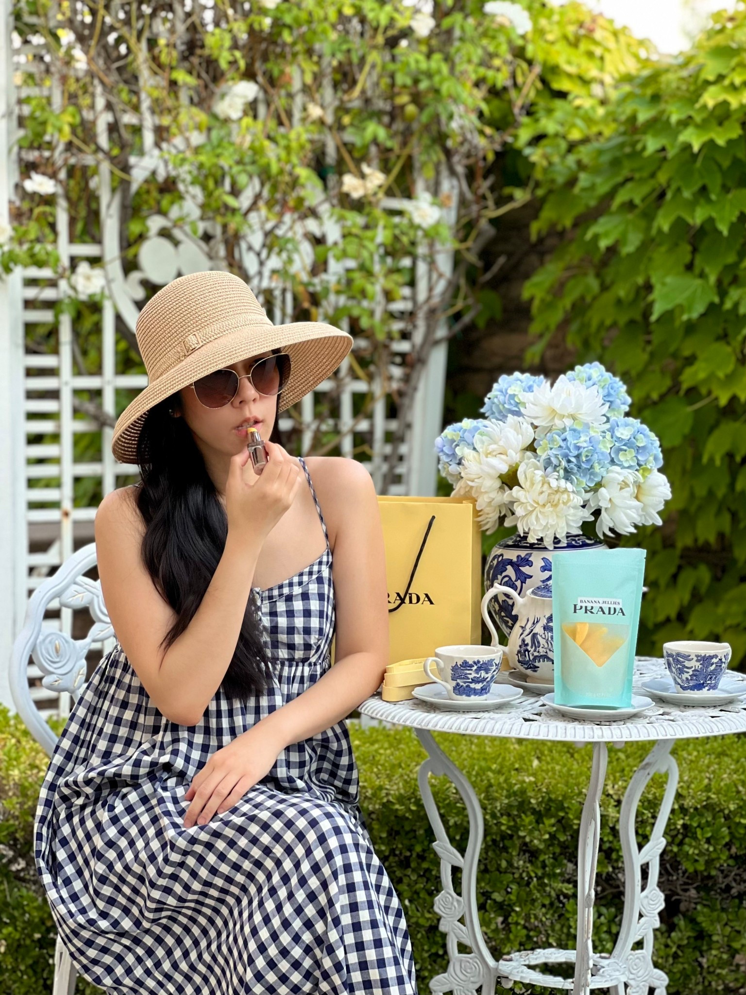 I recently received this hydrating lip balm with jojoba oil from Prada. The jojoba oil hydrates and soothes your lips while the bifidus extract supports your lips’ natural skin barrier. Not only does this luxury lip balm produce a subtle shimmery warm golden glow on your lips, it’s incredibly moisturizing. As someone who travels often, retaining moisture is key for me and this absolutely fulfills that requirement. I would highly recommend this juicy banana scented lip balm to everyone! 

Also, thank you @PradaBeauty for these Banana Jellies! They were absolutely delicious.

#GiftedByPradaBeauty #PradaBeauty #PradaBalm #PradaMakeup #makeup

 @pradabeauty @sephora  

https://obvs.ly/adrienne-nguyen2

#LTKFindsUnder100 #LTKBeauty #LTKStyleTip