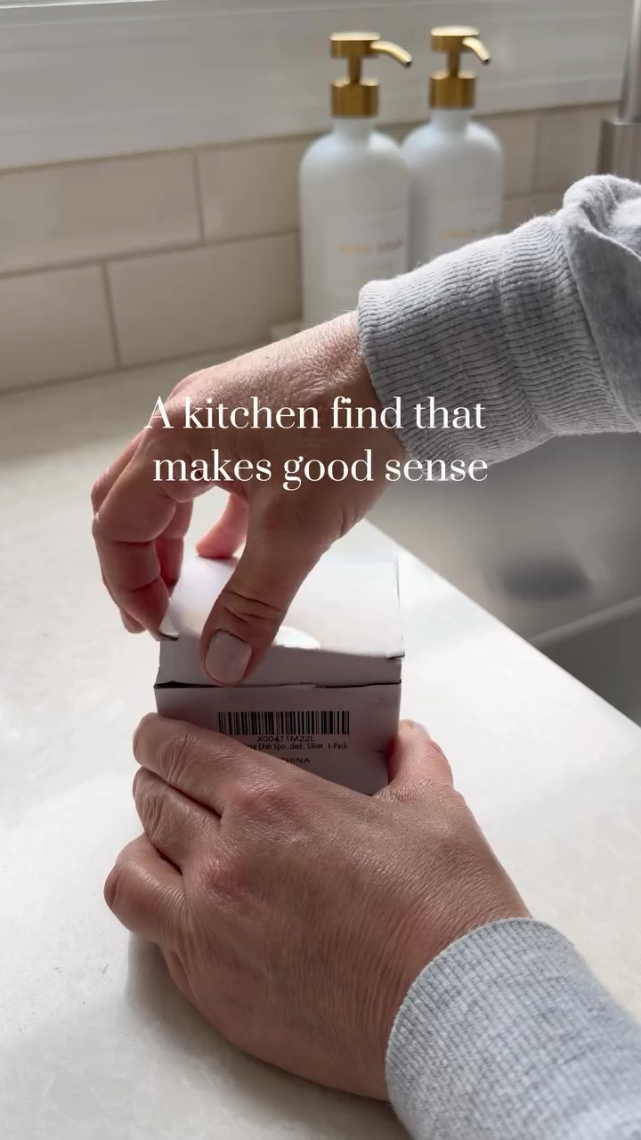 GENIUS kitchen hack!
Comment CLEAN and I will send the link to your DMs. 

This kitchen upgrade is genius! This little hack that instantly makes sense. 

#kitchencleaning #amazonhomefinds #cleaninghack 
#kitchenfinds #homeorganization