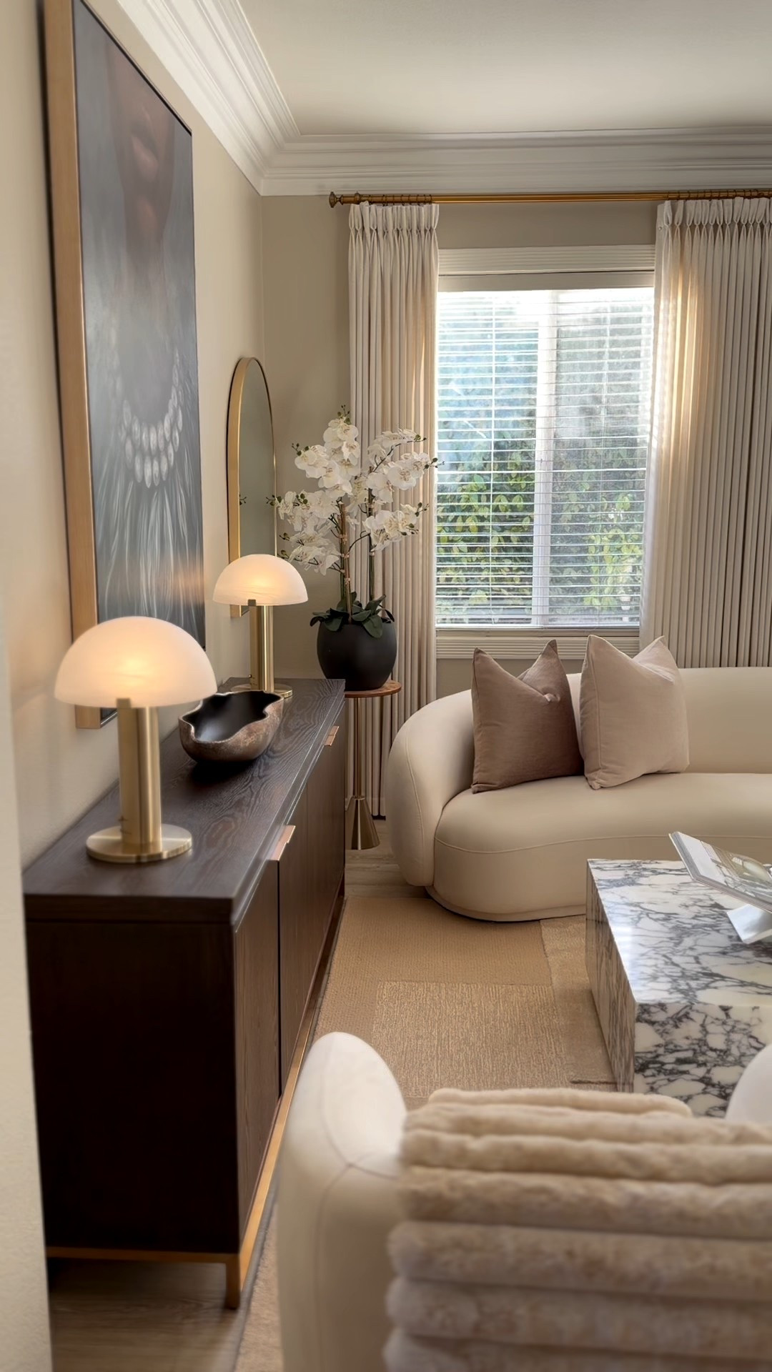 The very first space you see when you walk into our home 🤍

Layered neutrals.
Soft textures.
Intentional pieces that make it feel calm the moment you step inside.

Sharing the details from this space here 

#LTKOver40 #LTKmorningroutine #LTKHome