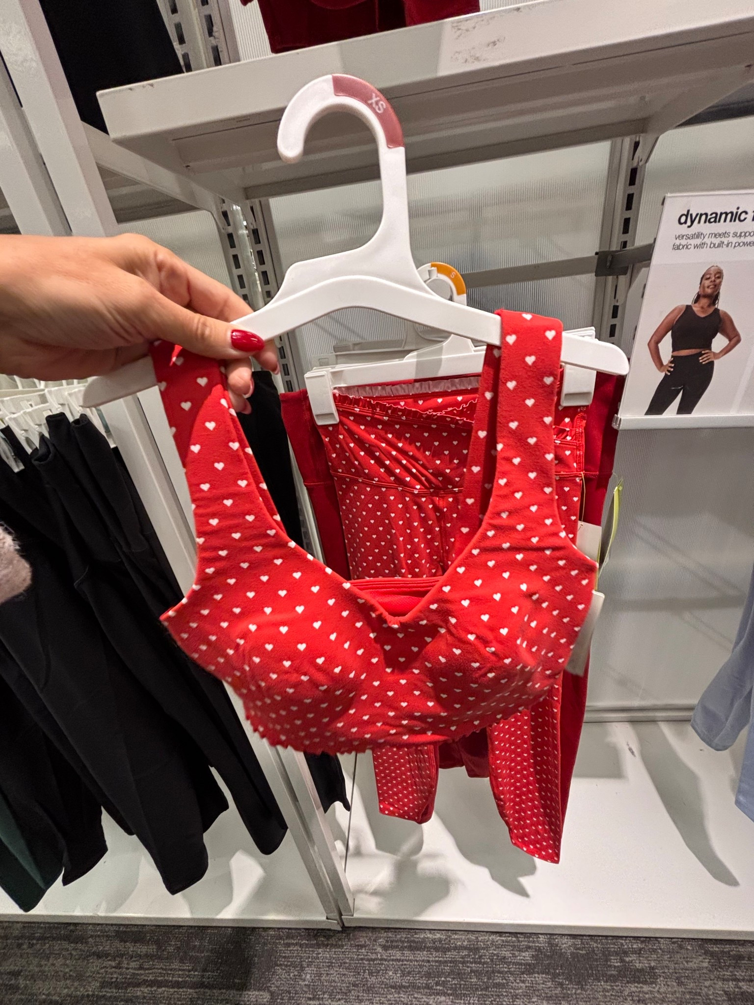 The cutest heart active set 
Leggings and sports bra 


#LTKGiftGuide #LTKFindsUnder50 #LTKActive