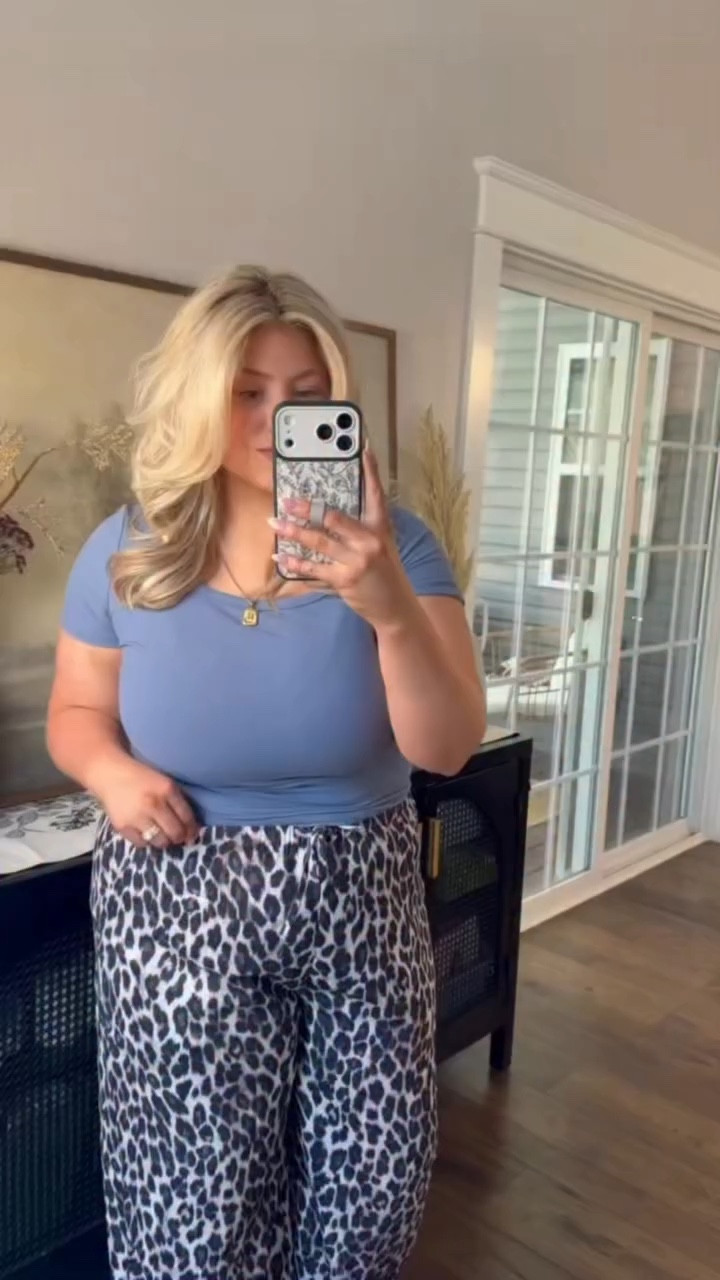 this is the kind of outfit I keep reaching for lately 🤎 easy, comfy, and still makes me feel put together without even trying! real life outfits > overthinking every time

#LTKMidsize #LTKootd #LTKgrwm
