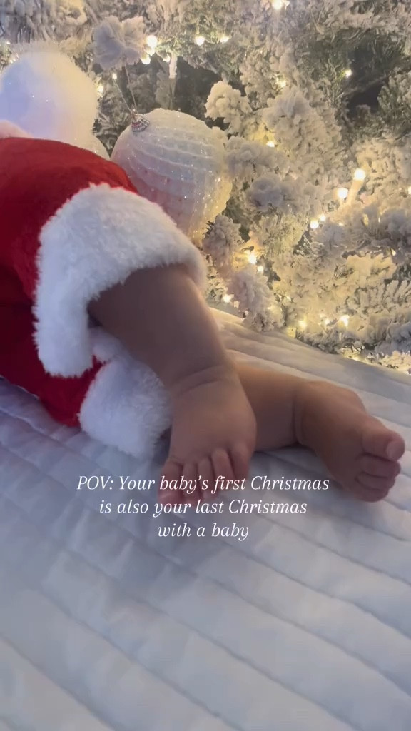 Santa outfit for baby’s 🎅🏼

#LTKHoliday #LTKSeasonal #LTKBaby