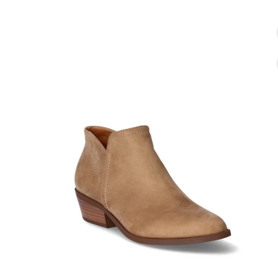 Fall boots 

#LTKGiftGuide #LTKStyleTip #LTKSeasonal