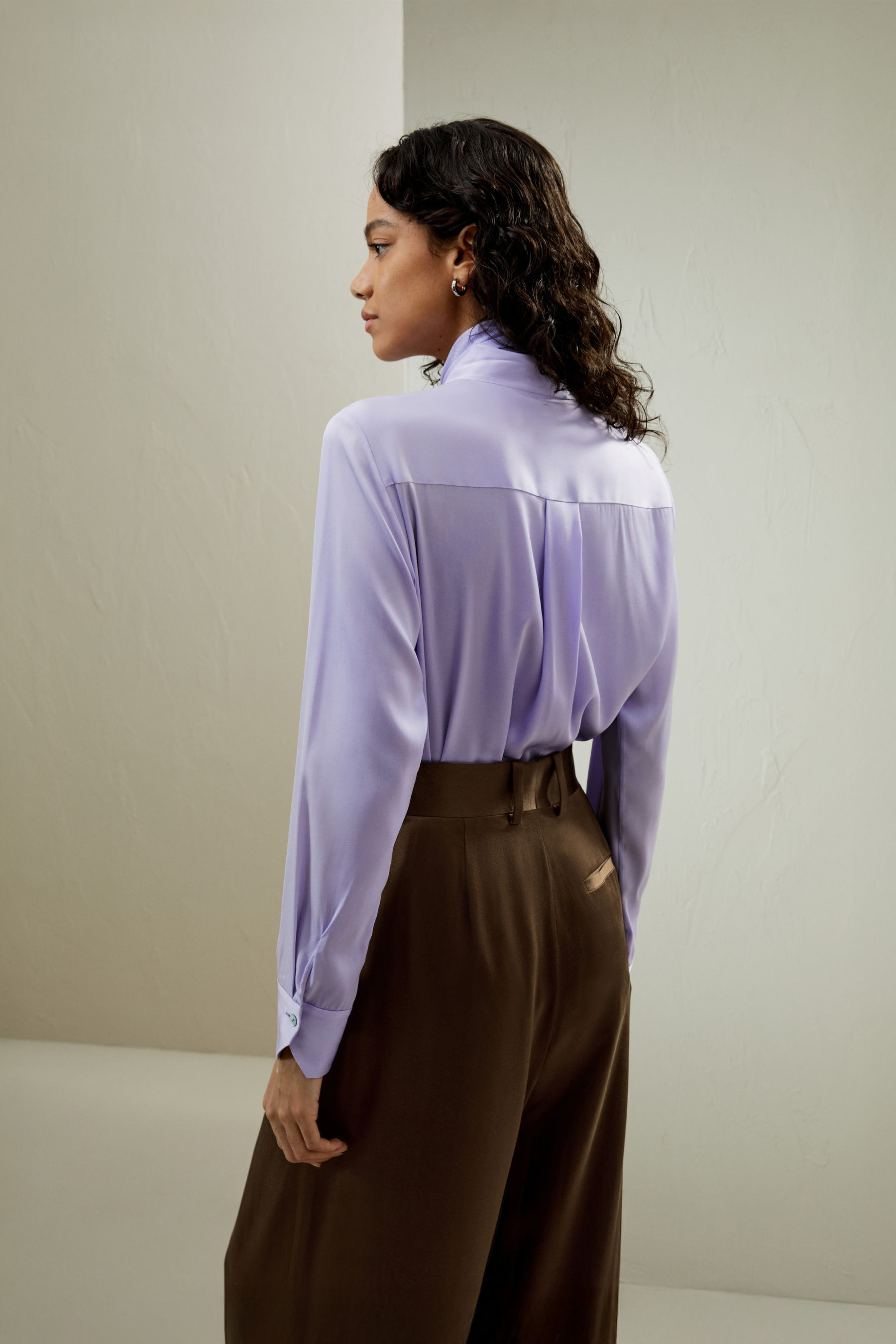 Blouse avec ruban à col roulé en soie | LilySilk