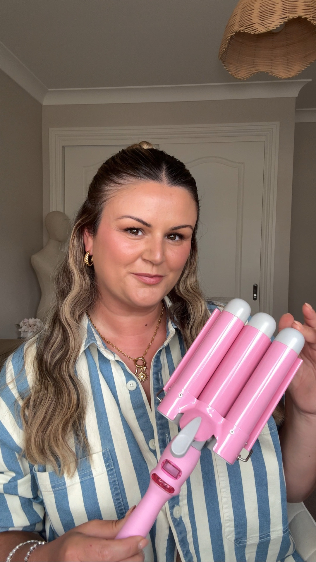 A quick and easy hair tutorial for you using my Mermade waver 🍒
Save this for effortless beach waves!


#LTKbeauty #LTKaustralia #LTKsummer