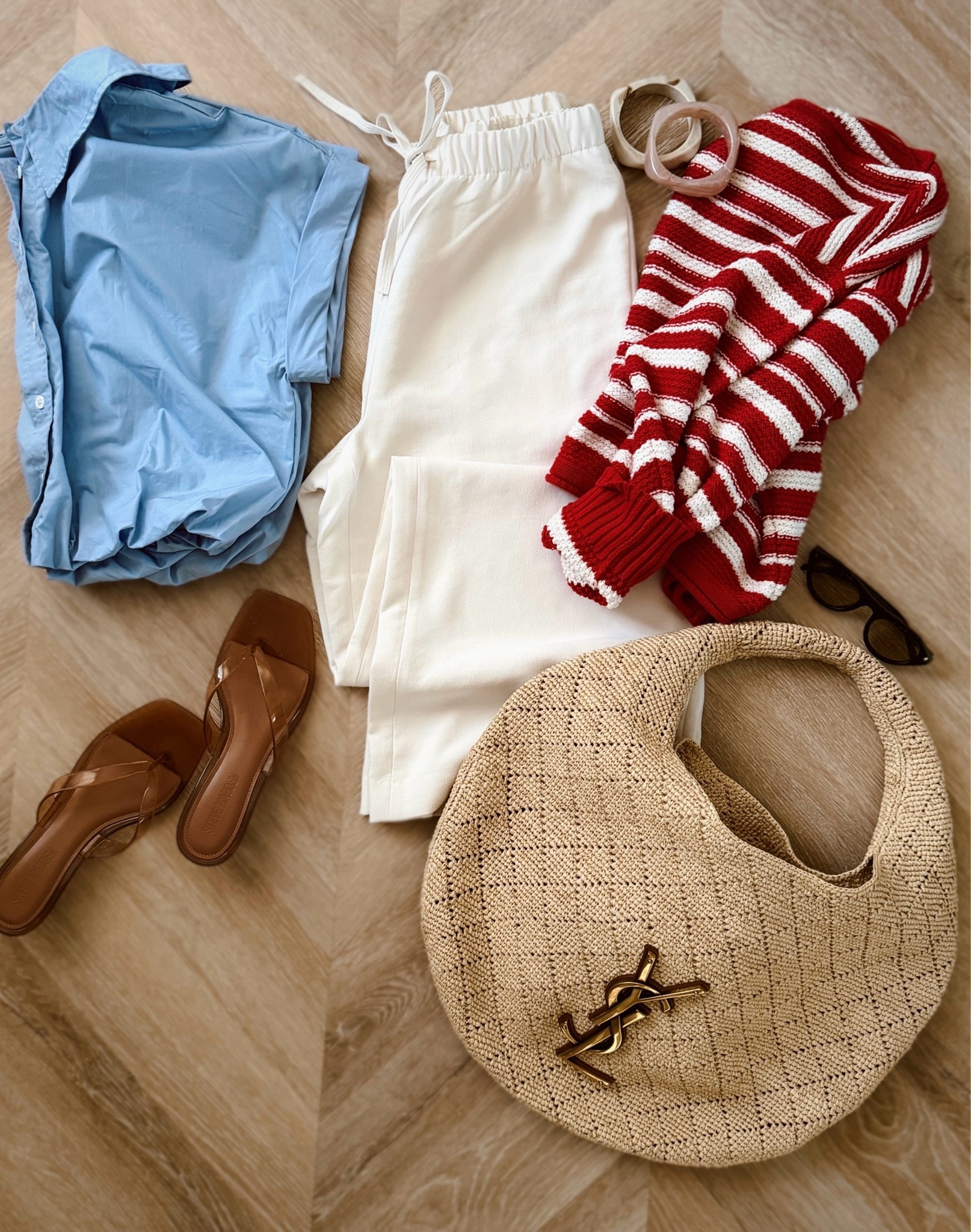 The most shopped pants of the season! 
Tops are target! 


I did small, tall in pants. XS in top and small in sweater. More colors 

Summer style. White pants. Target finds

#LTKSaleAlert #LTKootd #LTKSeasonal