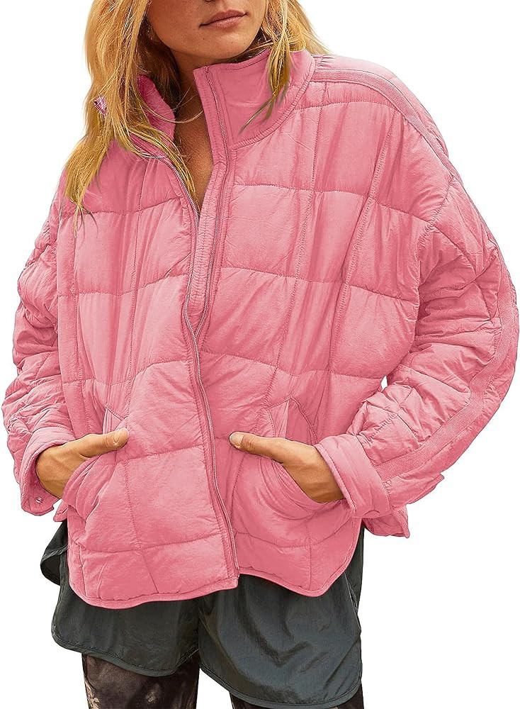 Huaqiao Womens Quilted Puffer Jackets Lightweight Zipper Short Winter Coat with Pockets | Amazon (US)