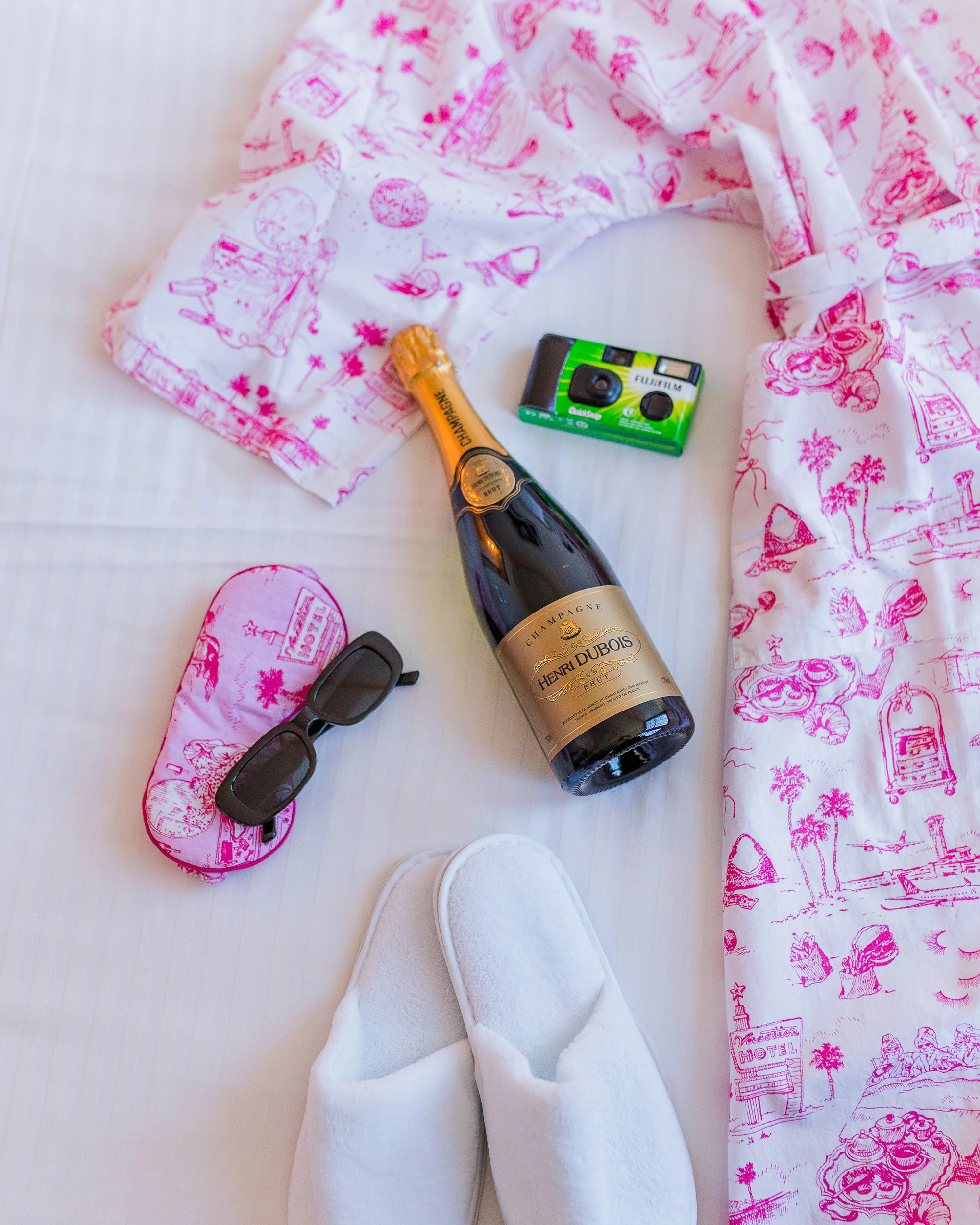 PF x Sean Taylor Girls' Trip Toile - Eye Mask - Rose | Printfresh